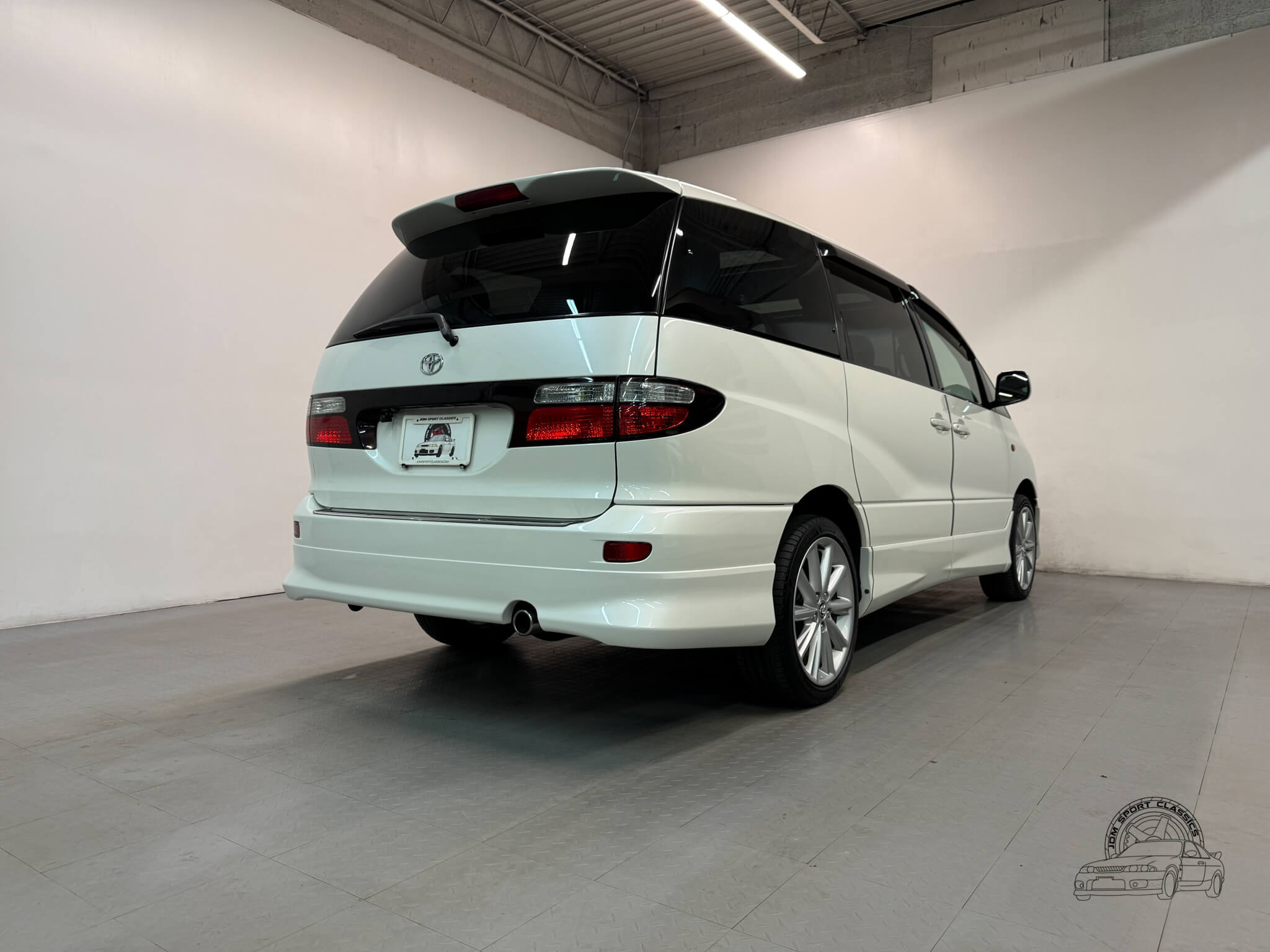 2048x1536 Toyota Estima Aeras 4WD Sport Classics