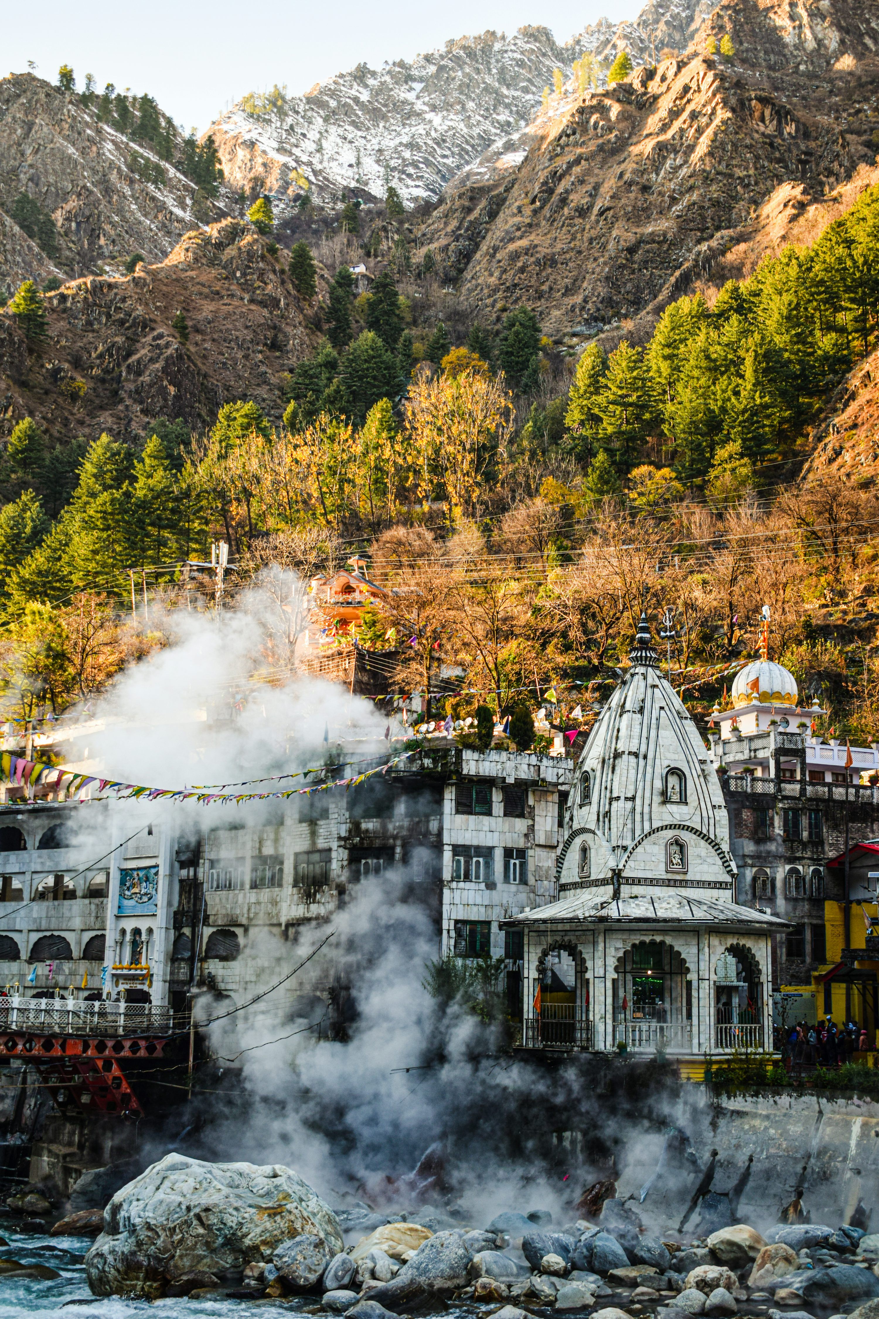 3000x4500 Manikaran Picture. Download Free Image