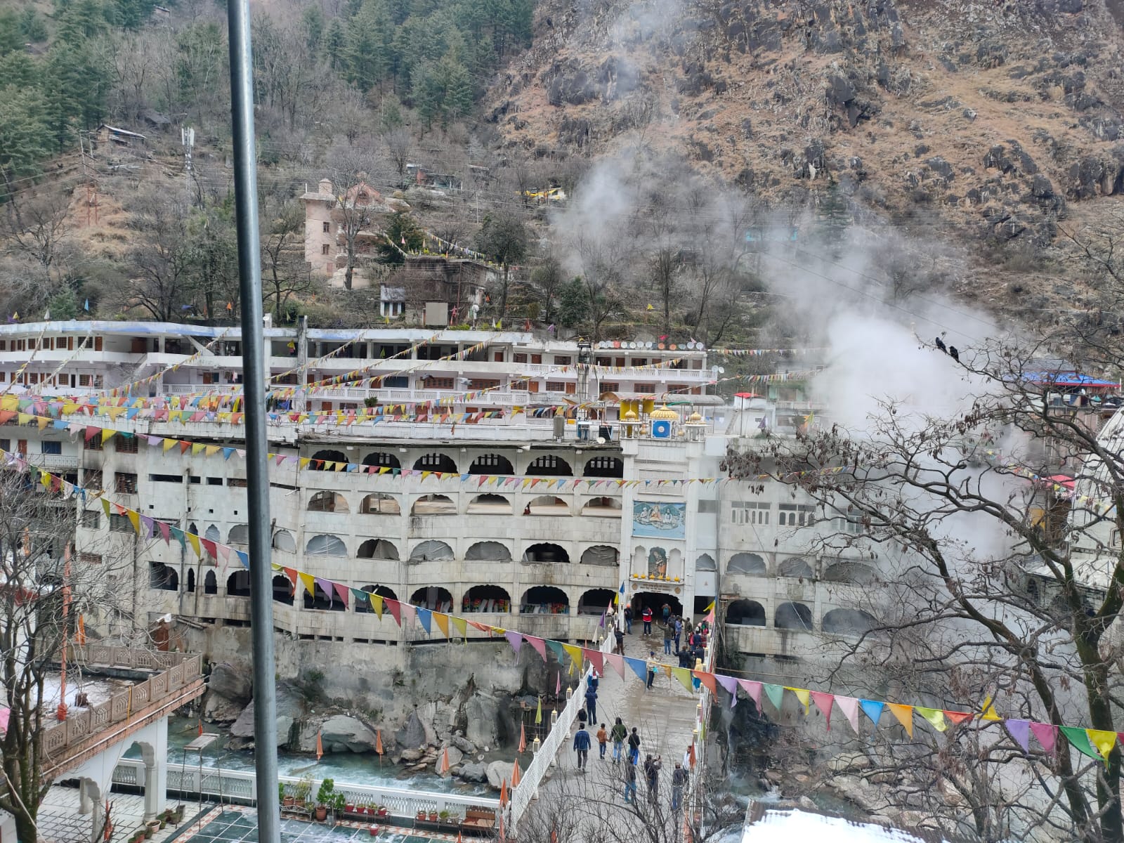 1600x1200 MANIKARAN- The graceful hot springs in the Himalayas! ♨️