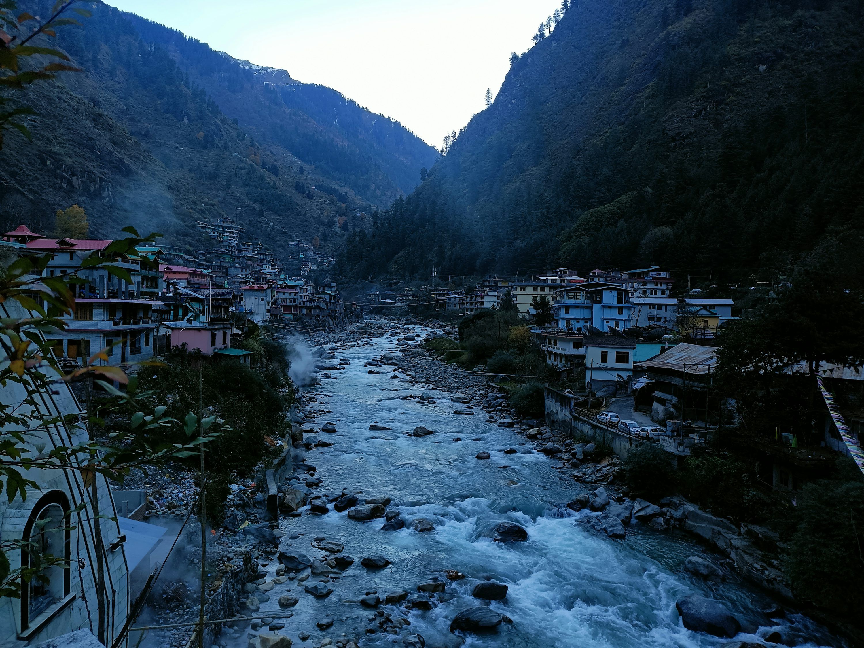 3000x2250 Manikaran Picture. Download Free Image