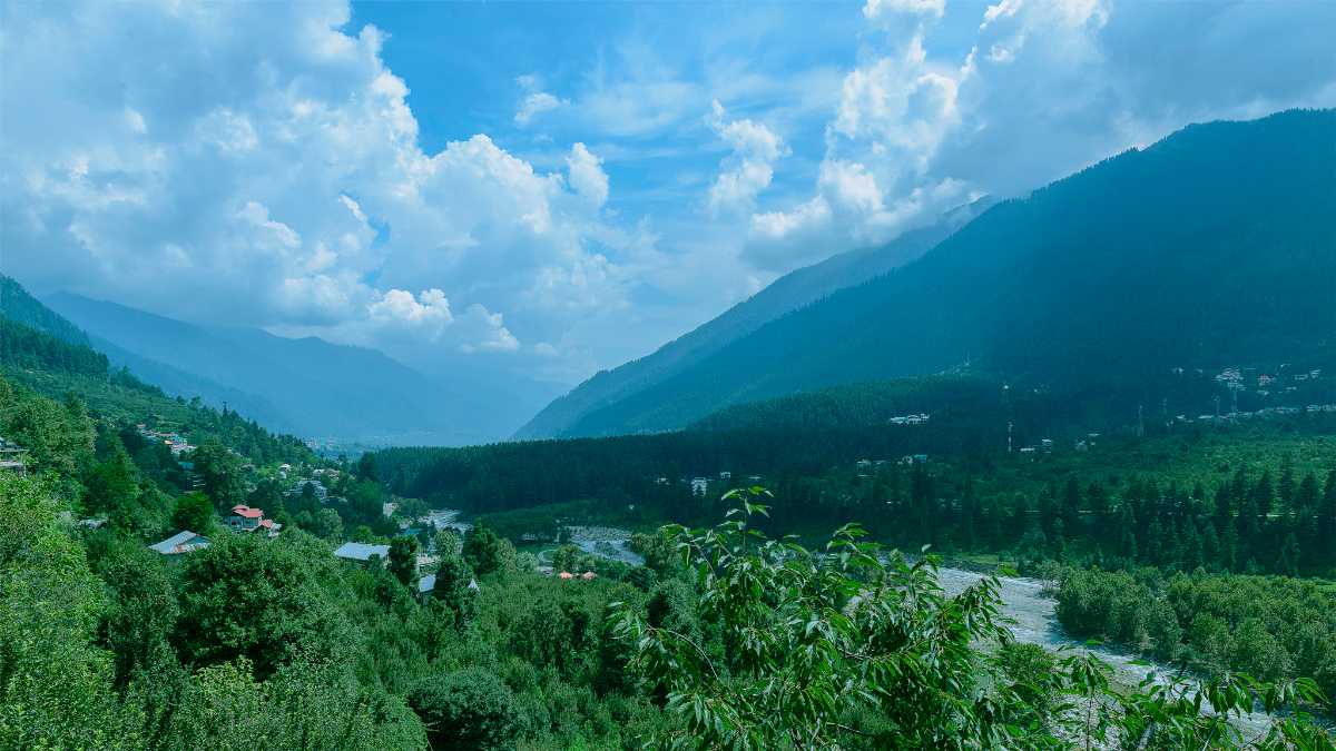 1200x675 Photos of Manikaran. Image and Pics
