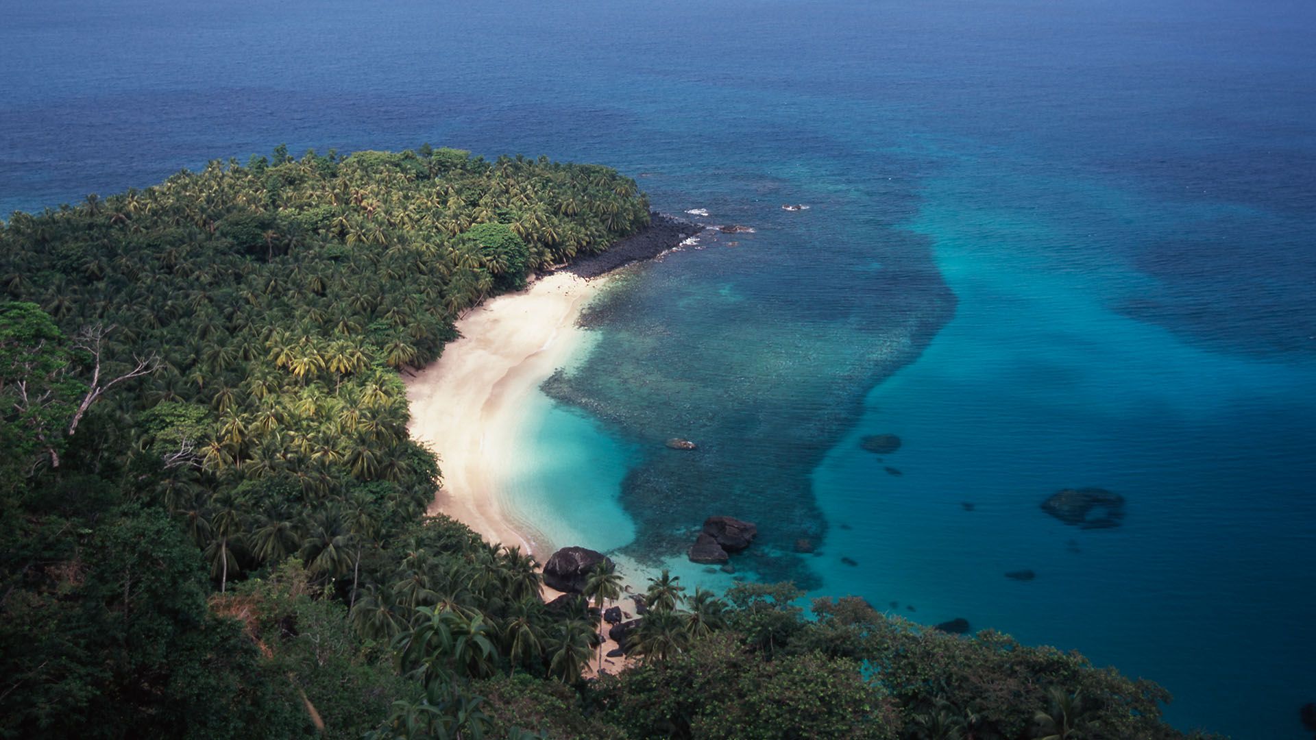 1920x1080 Banana Beach, Príncipe Island, São Tomé and Príncipe. Windows Spotlight Image