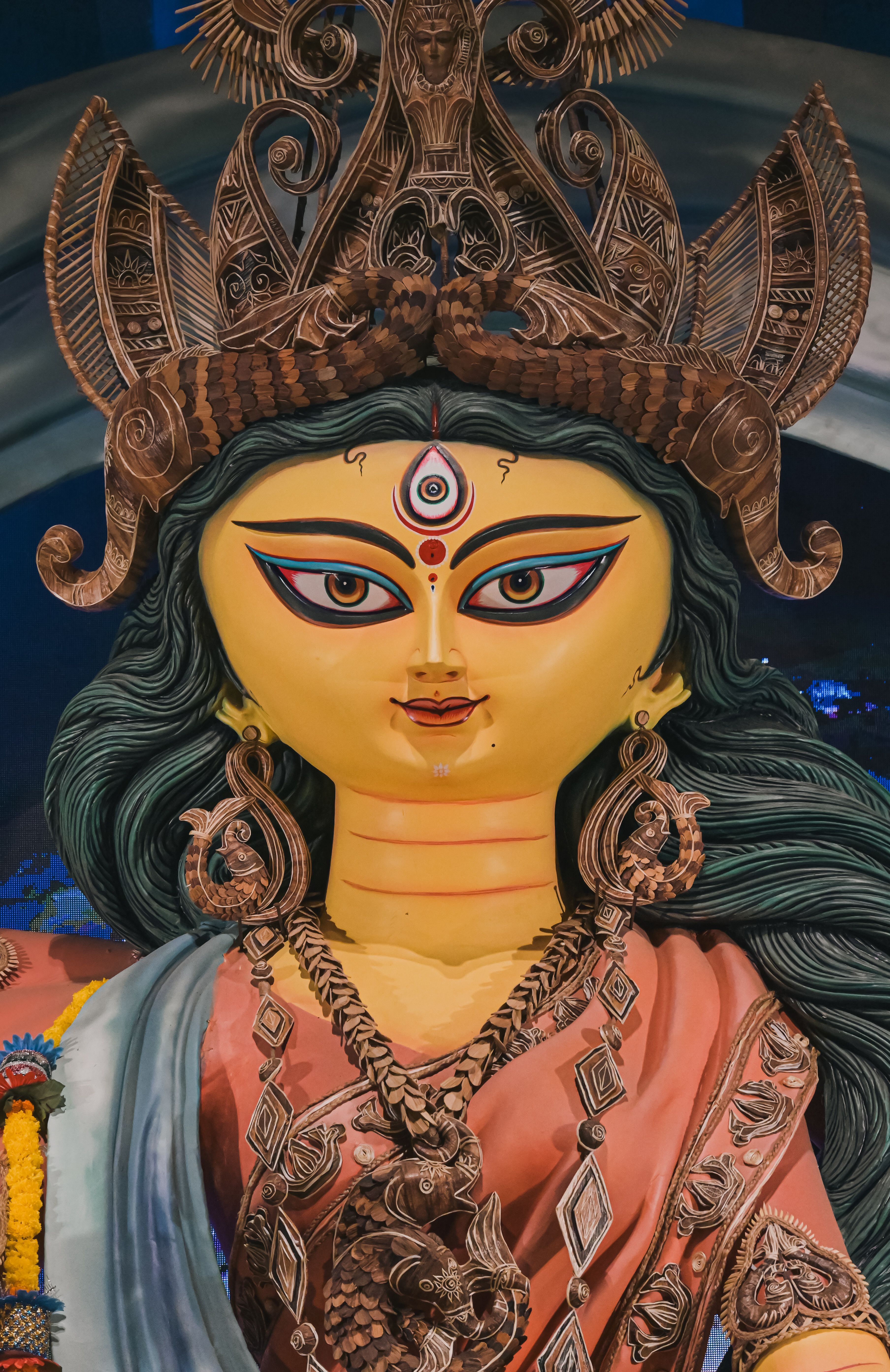 3615x5568 Intricate Durga Idol in Kolkata, India · Free