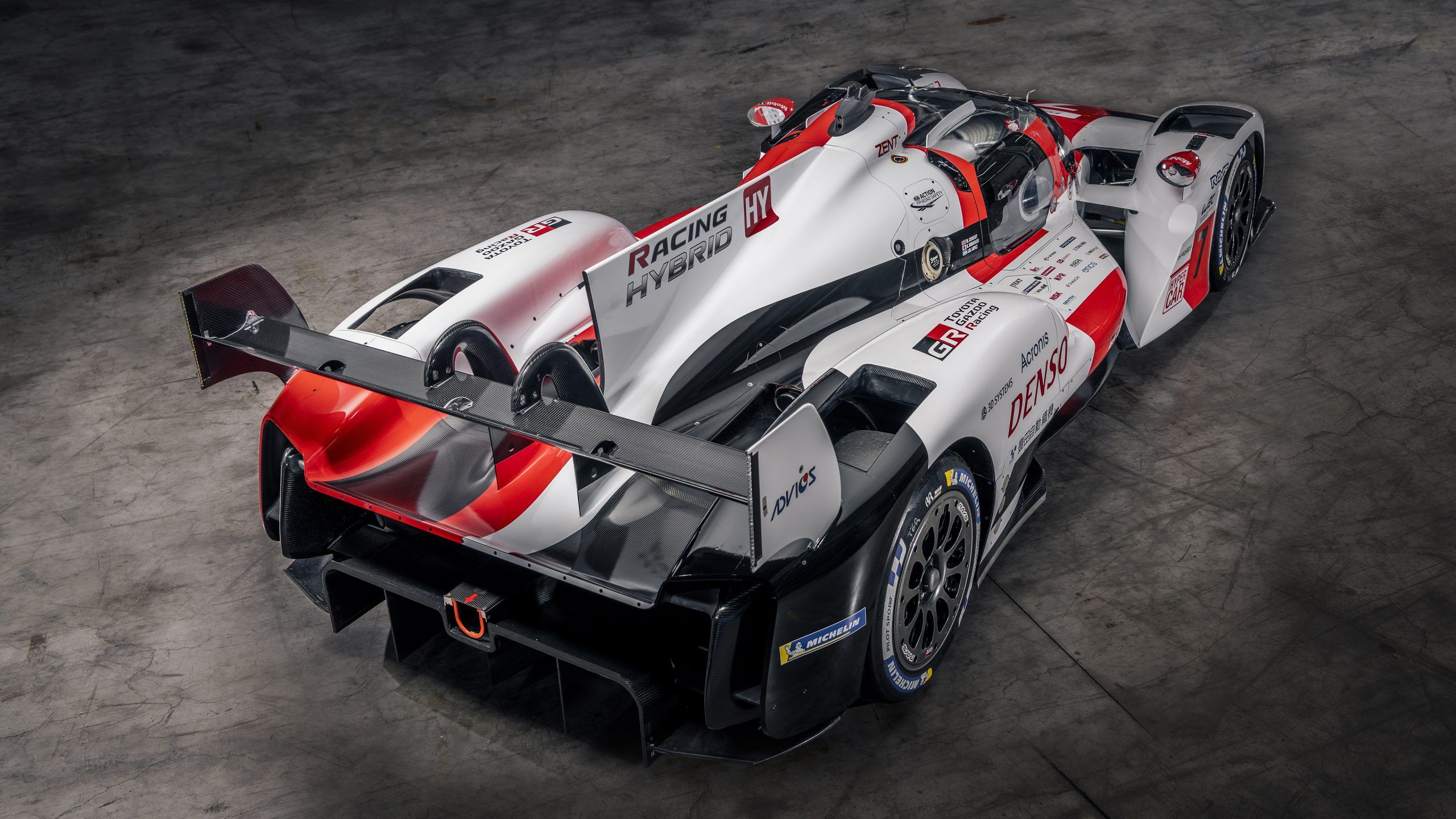 2560x1440 Toyota GR010 Hybrid Wallpaper