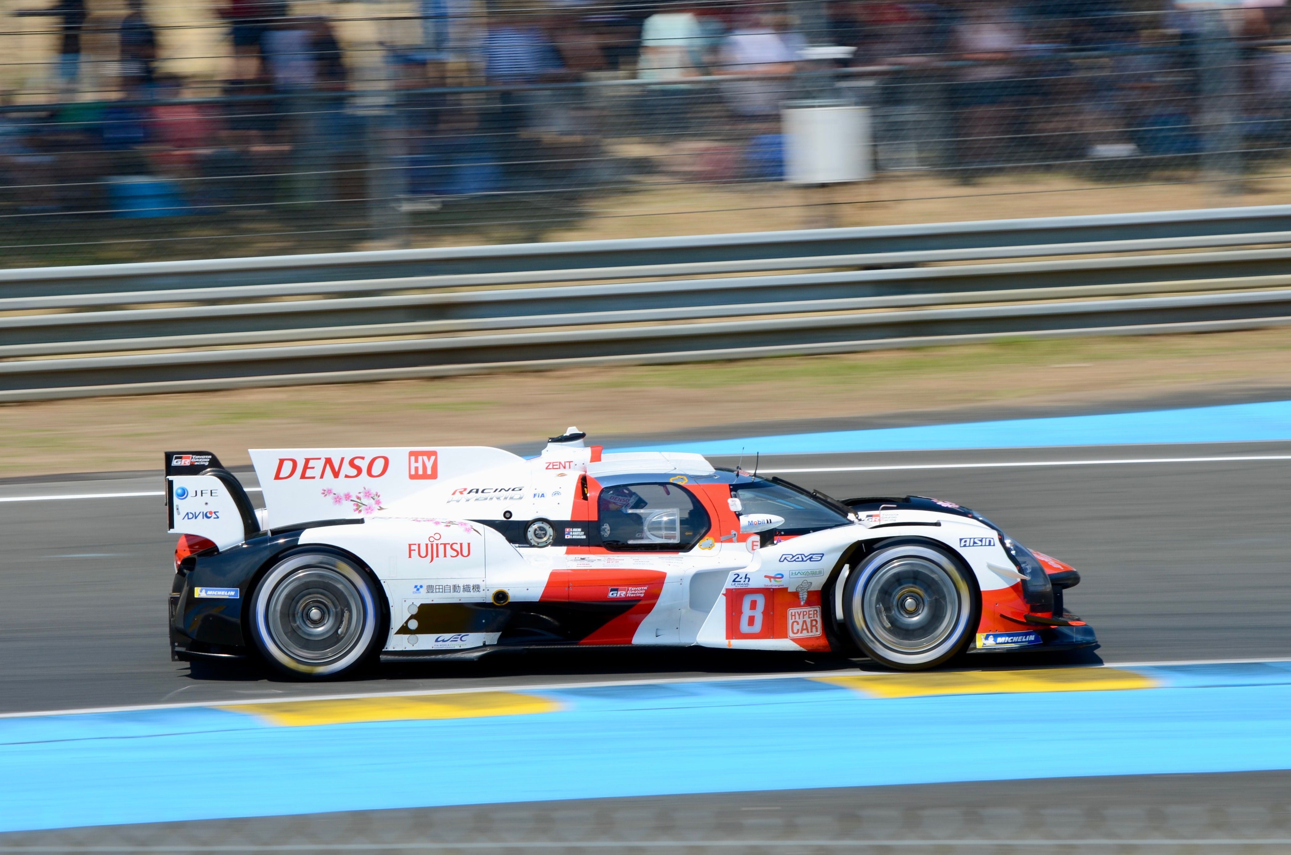 4193x2777 Racing Toyota GR010 Hybrid · Free