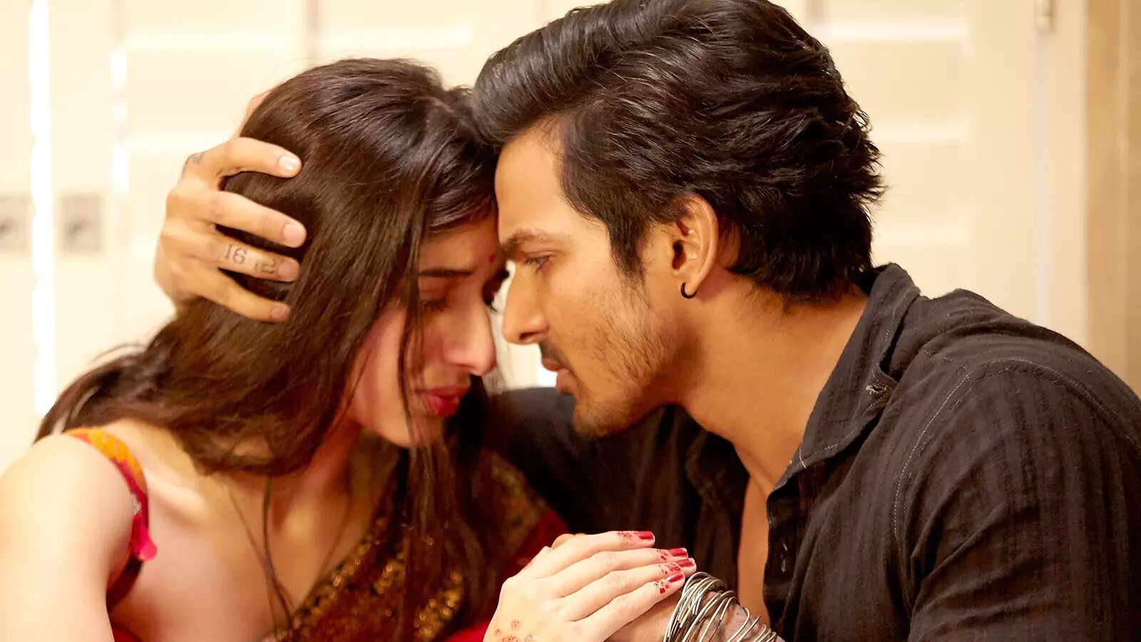 1600x900 Harshvardhan Rane Credits Fans For His Return In Sanam Teri Kasam 2: Love Always Wins