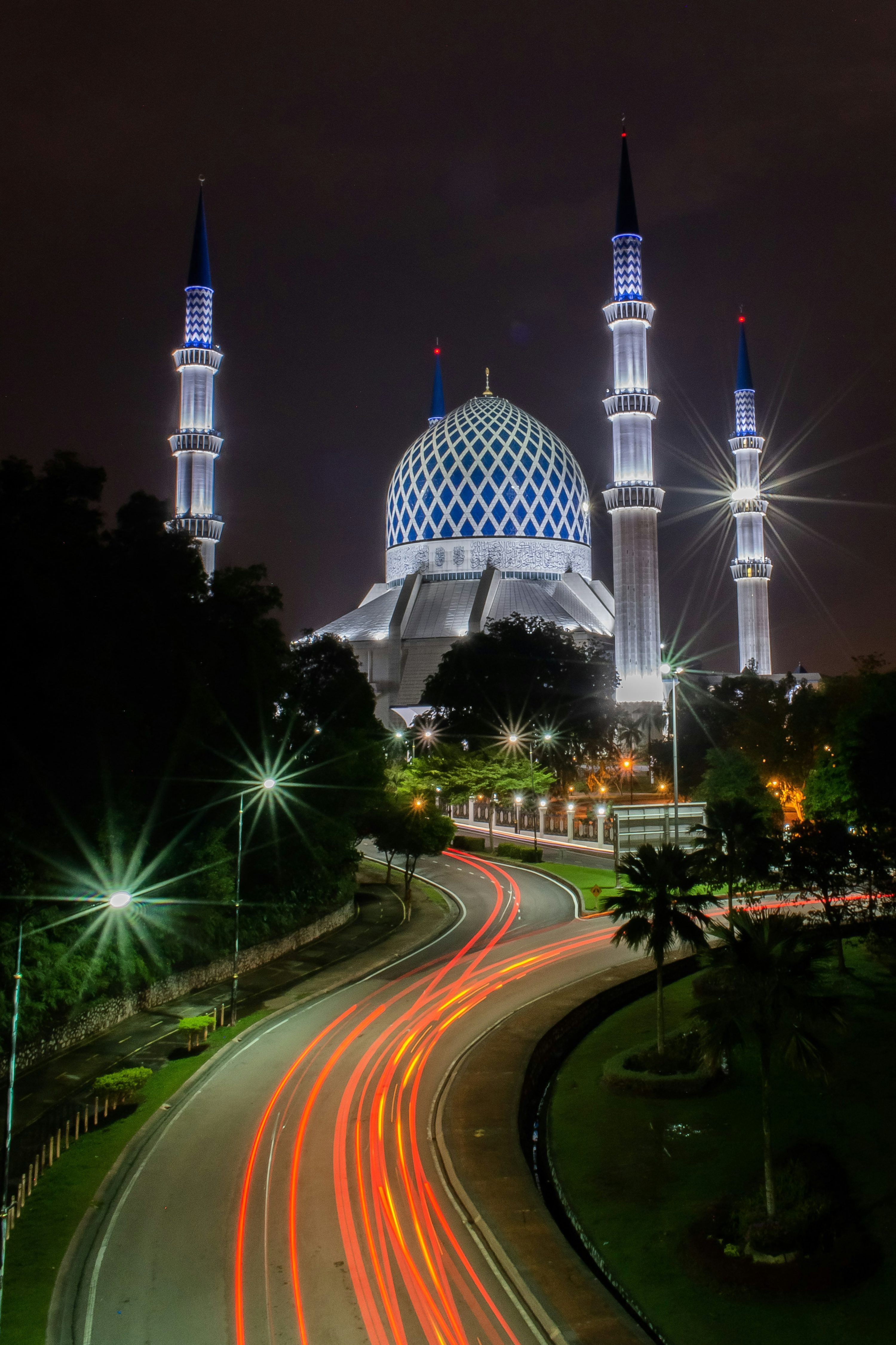 3000x4500 Shah Alam Picture. Download Free Image