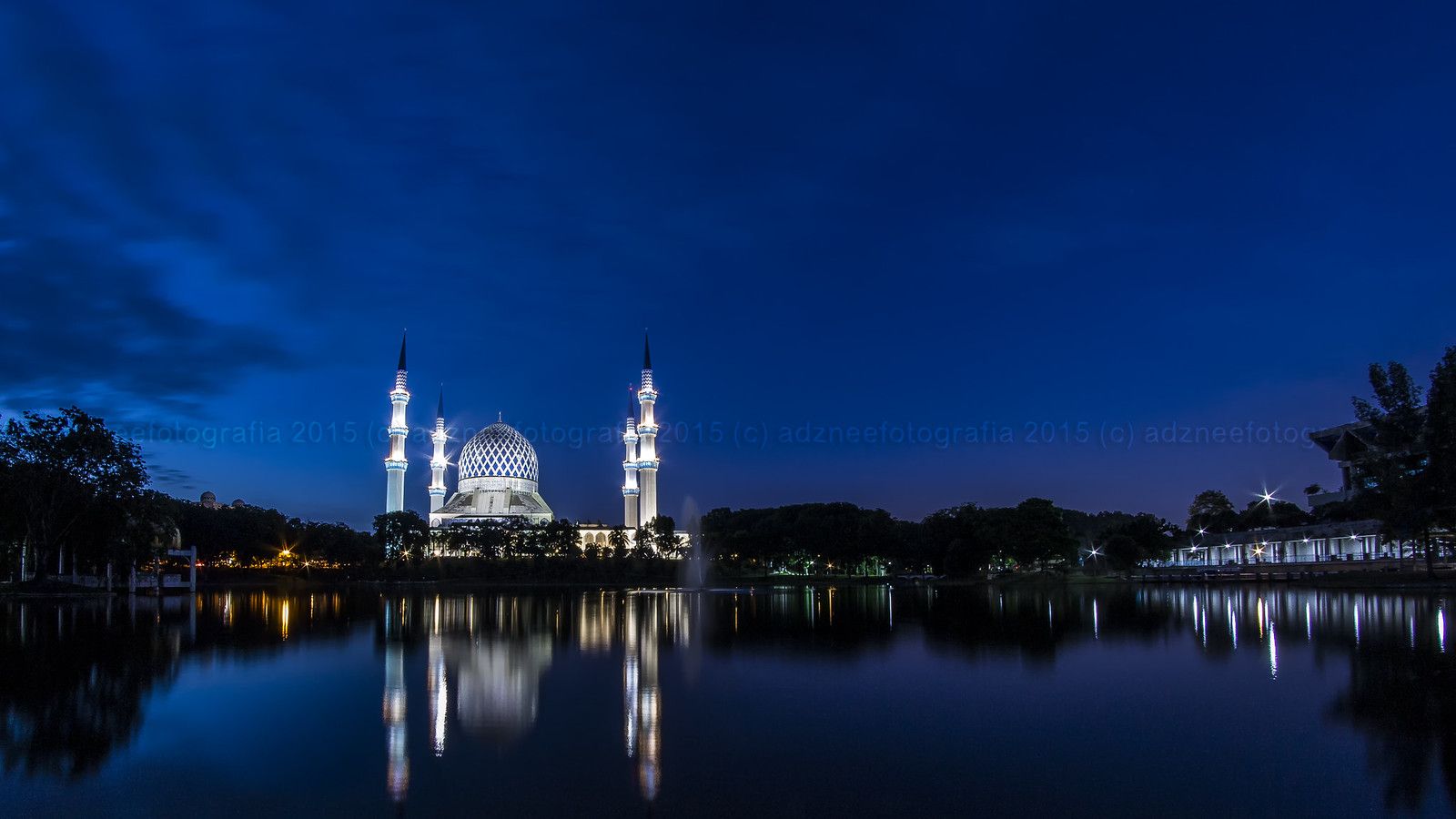 1600x900 Sultan Salahuddin Abdul Aziz Shah Mosque, Shah Alam