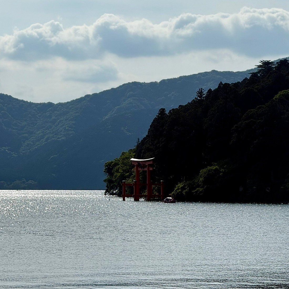 1100x1100 Lake Ashinoko You SHOULD Know Before Going (2026 Reviews)