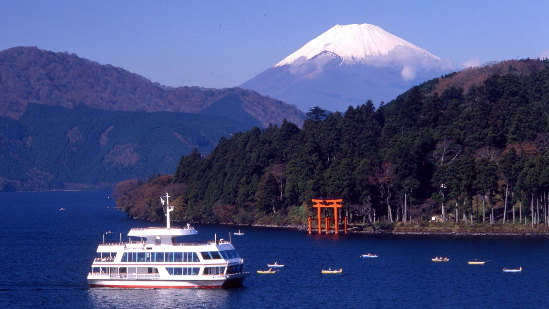 1920x1080 Hakone Lake Ashinoko Pleasure Boat