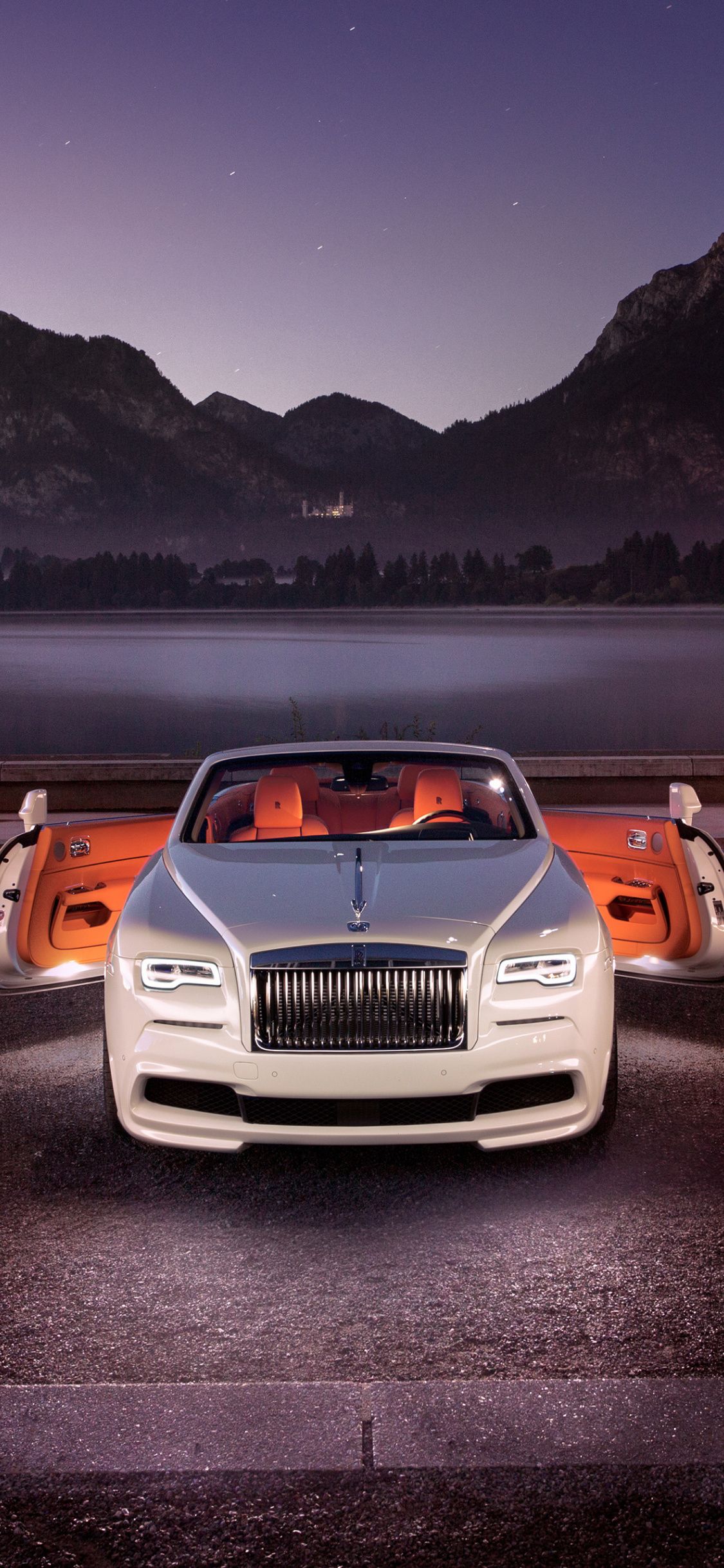 1125x2436 Rolls Royce Wraith iPhone Wallpaper