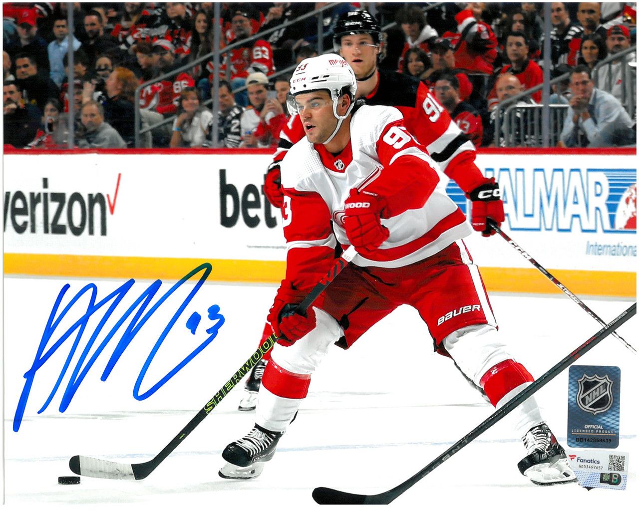 1280x1024 Alex DeBrincat Autographed 8x10 Photo