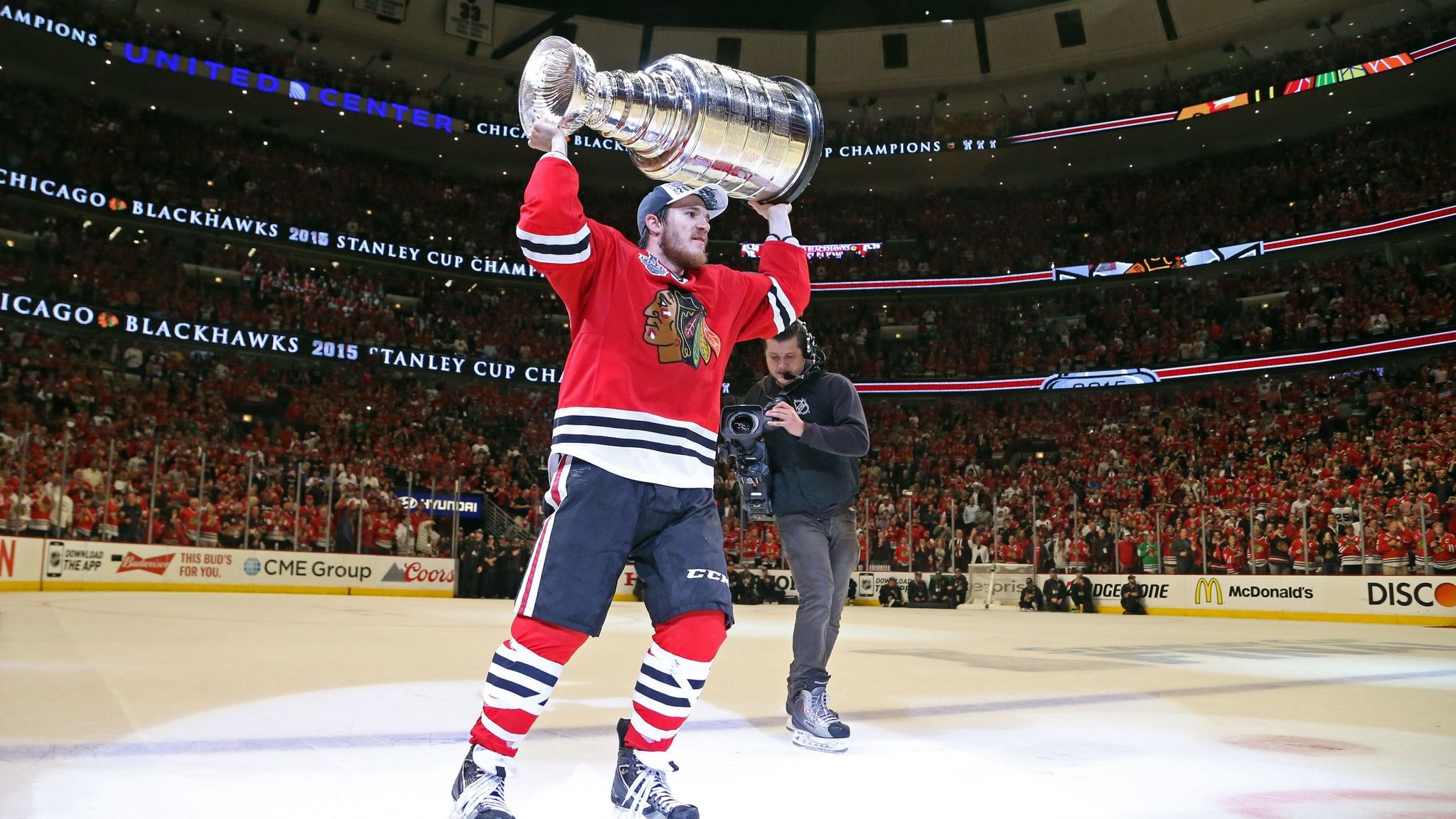 2048x1152 Alex DeBrincat Is Named The Lone NHL All Star For The Chicago Blackhawks, While Kirby Dach And Dylan Strome Are Placed In COVID 19 Protocols