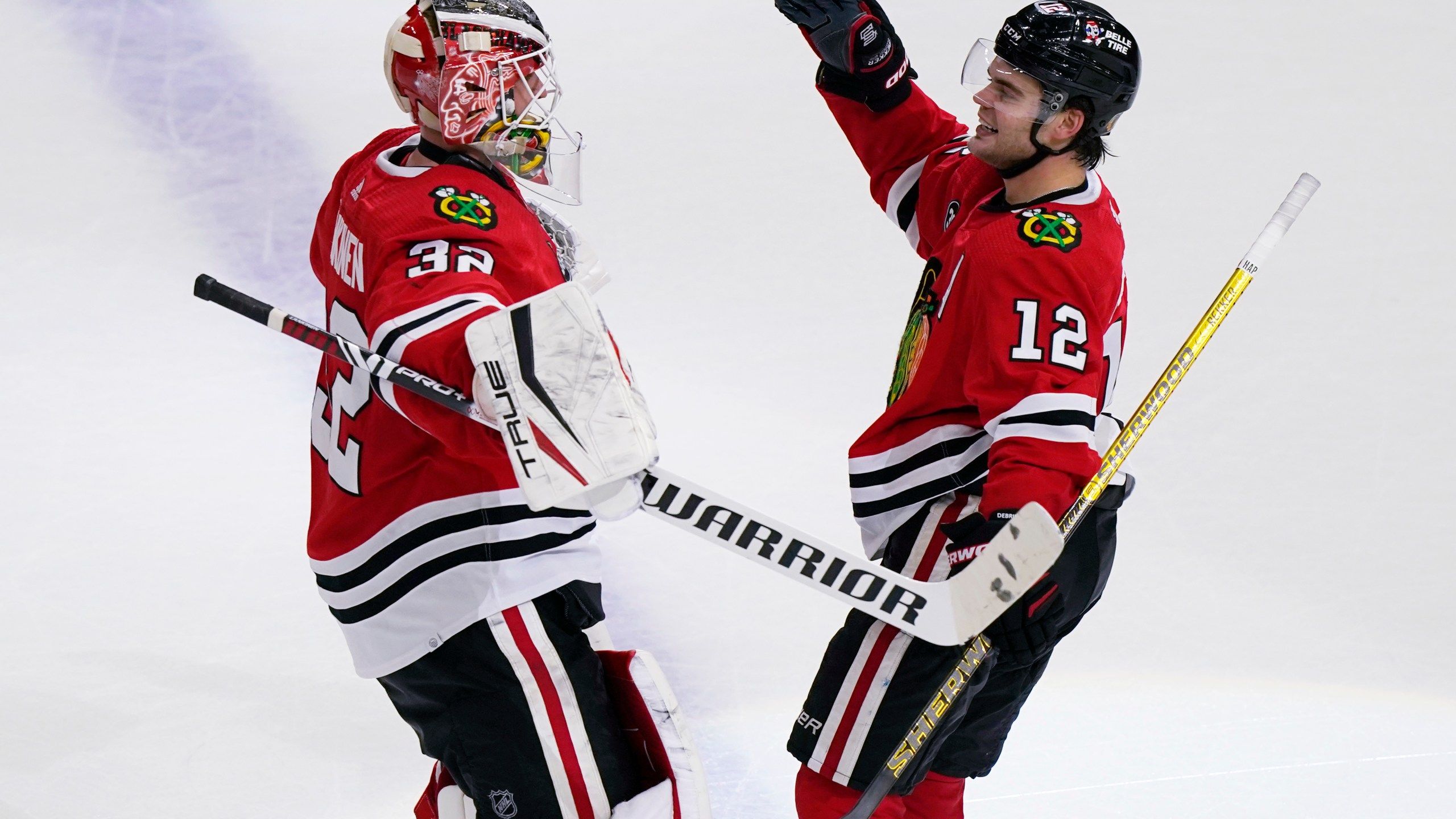 2560x1440 DeBrincat Scores In OT, Blackhawks Win 2 1 In King's Debut