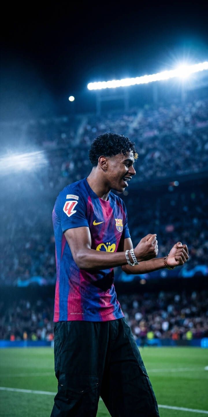 720x1440 Lamine Yamal Celebration Football Wallpaper
