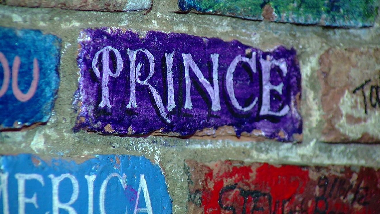 1320x743 Bogart's, Bootsy Collins remember Prince