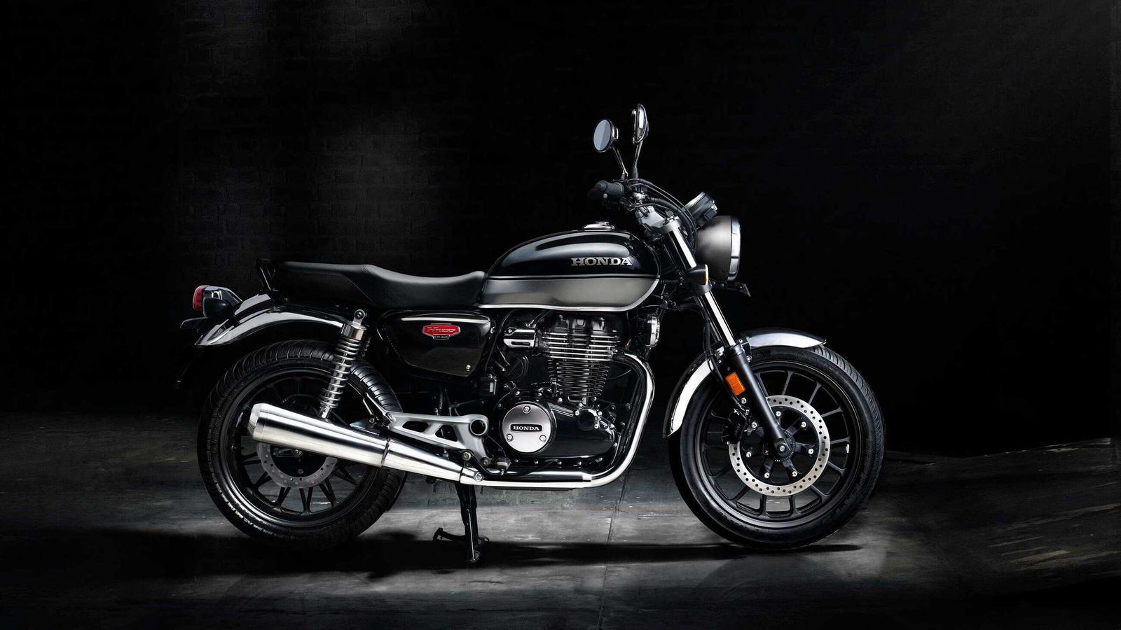 1600x900 Honda H'Ness CB 350 unveiled in India, takes aim at Royal Enfield Classic 350