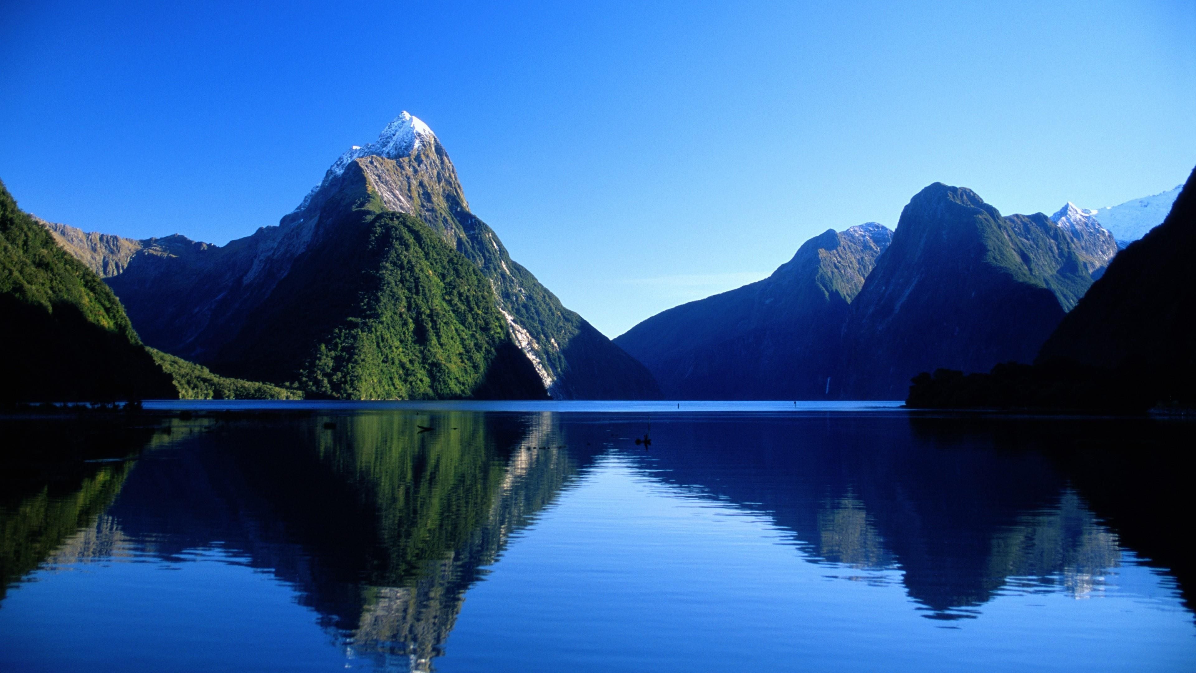 3840x2160 Fiordland National Park Wallpaper