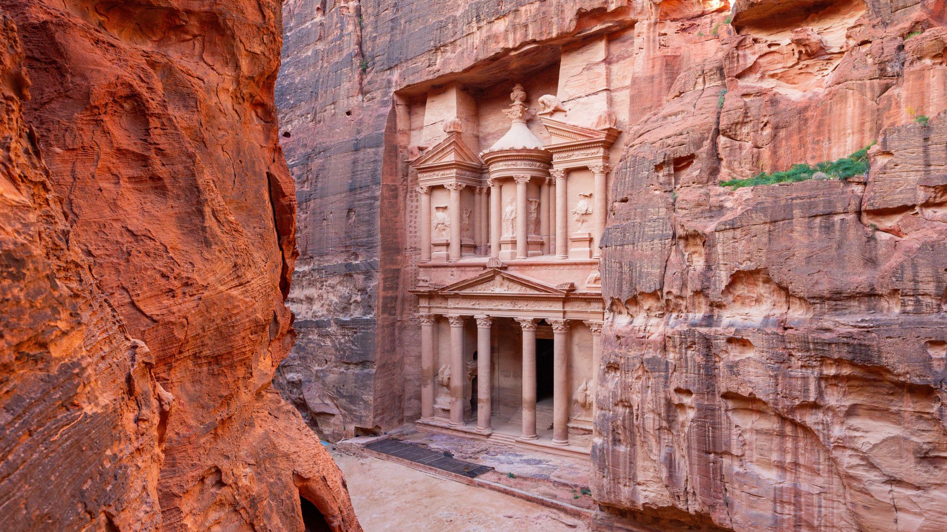 1920x1080 Treasury in Petra / Wadi Musa
