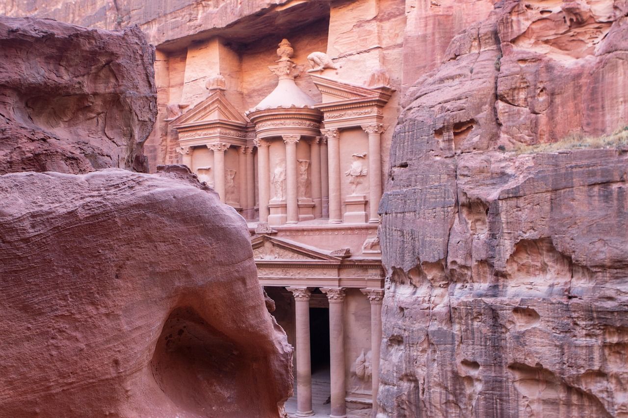 1280x853 Petra Treasury Rocks