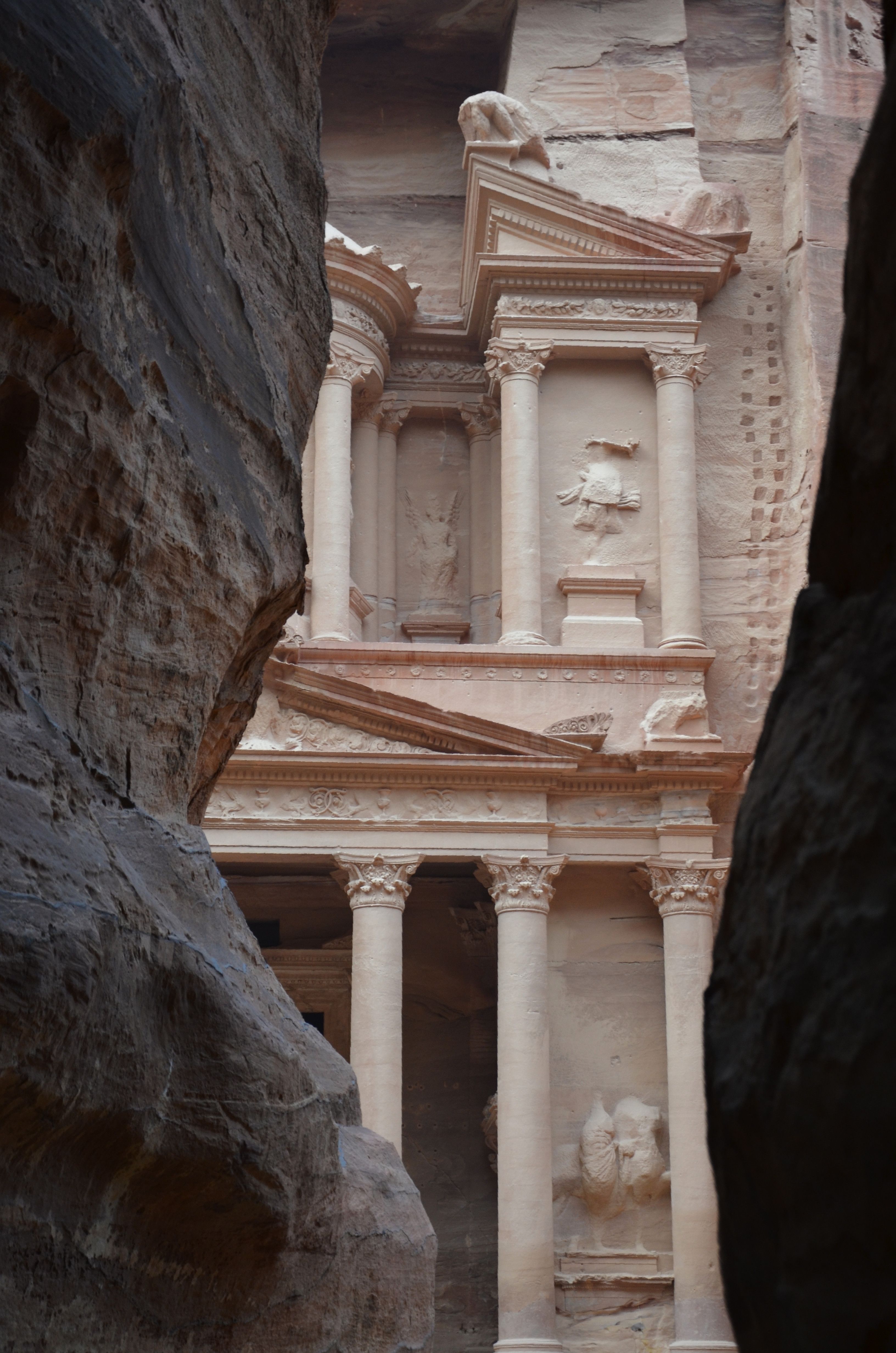 3264x4928 First Glimpse of Petra's Treasury from the Siq History Encyclopedia