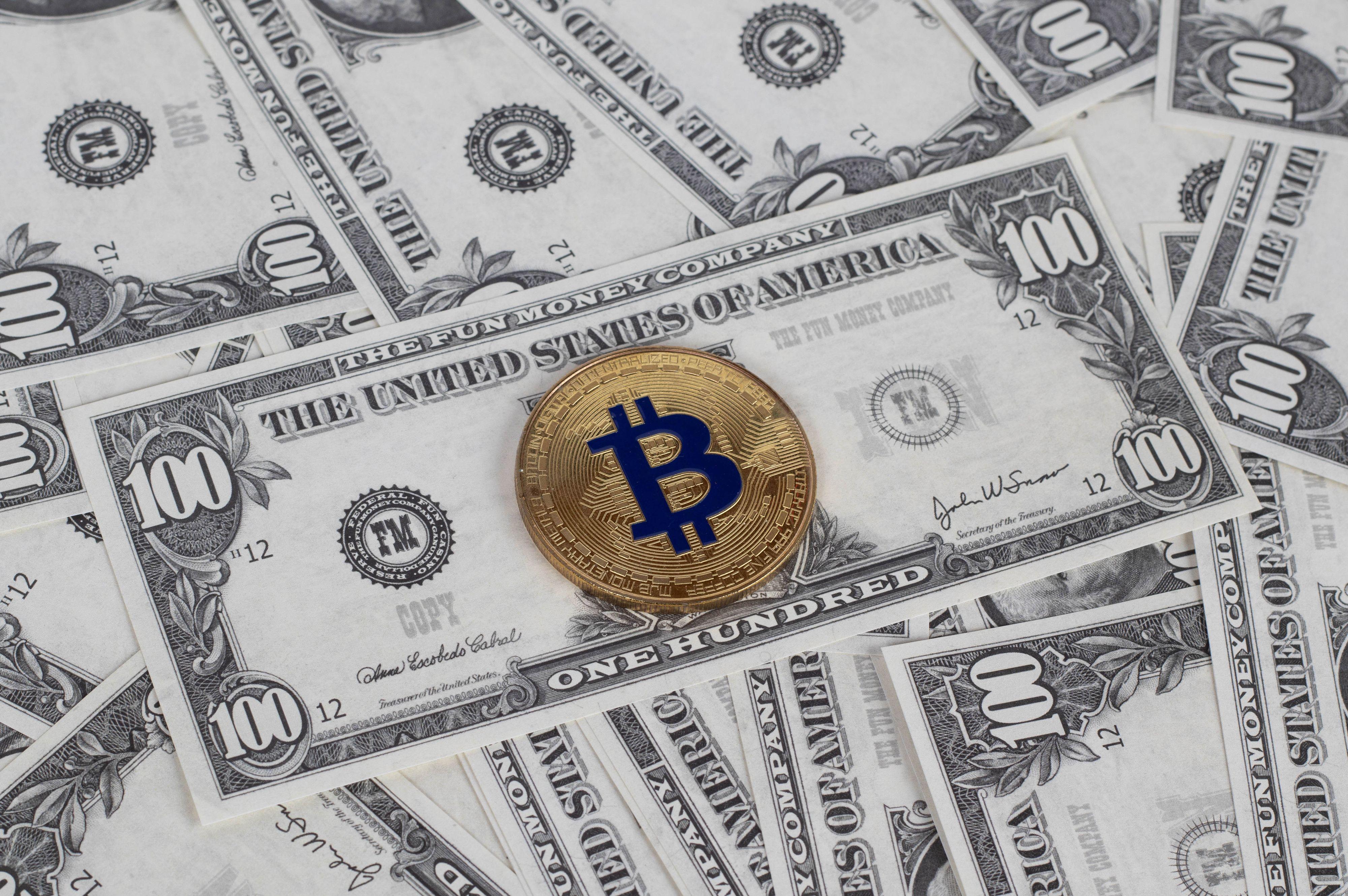 4000x2660 Desktop Wallpaper Coins Dollars Bitcoin Paper money 100 4000x2660