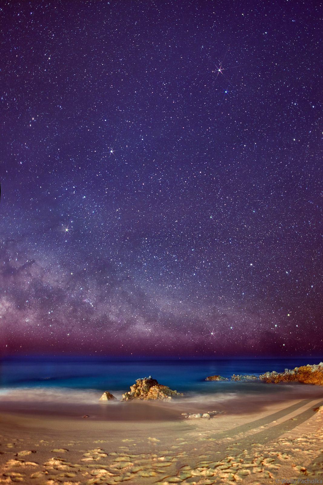 1067x1600 Southern Cross with the Milky Way and Venus. Cabo San Lucas, Mexico. Wally Pacholka Photography