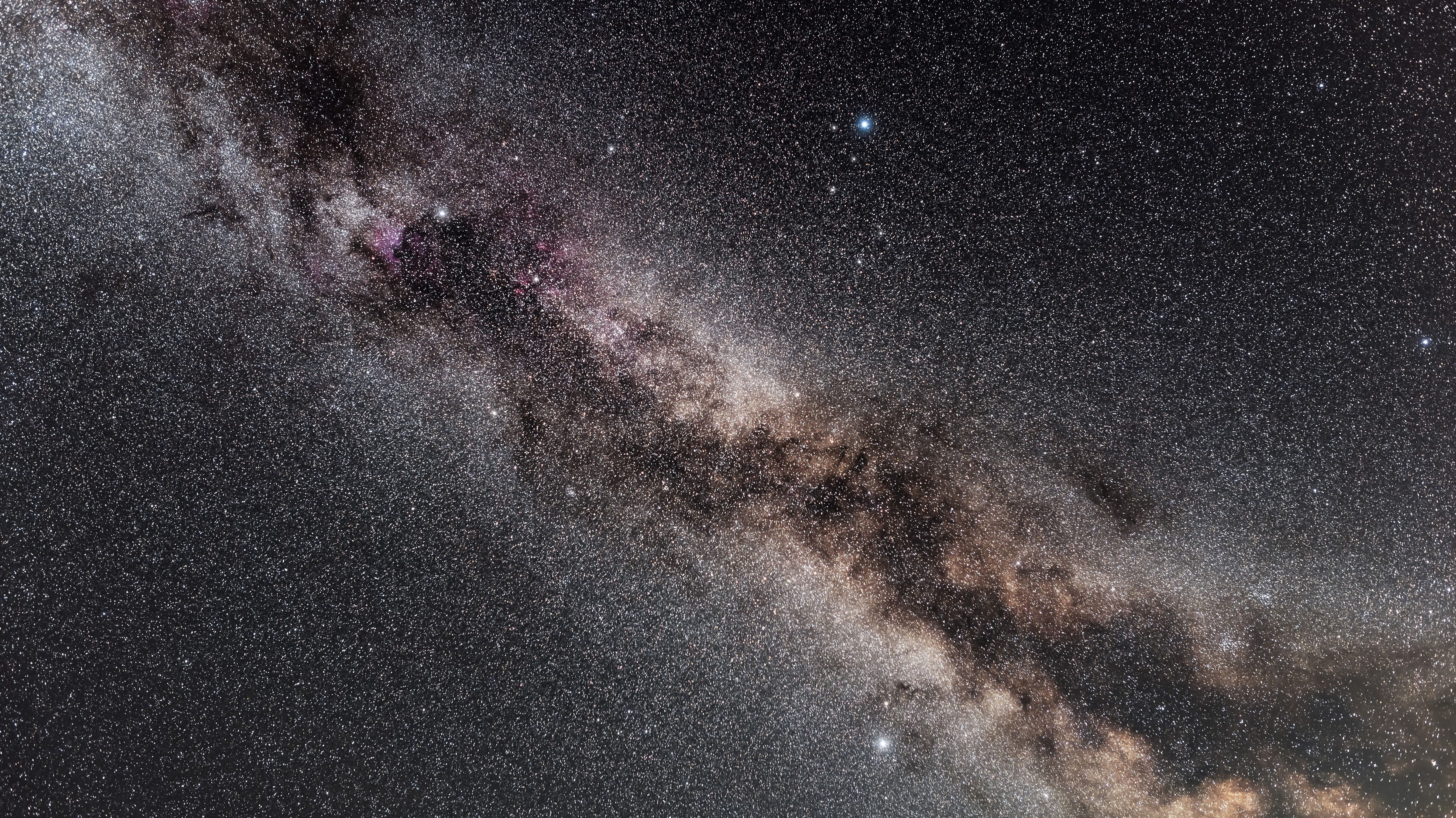 5400x3038 Southern Cross: Crux constellation, stars and mythology