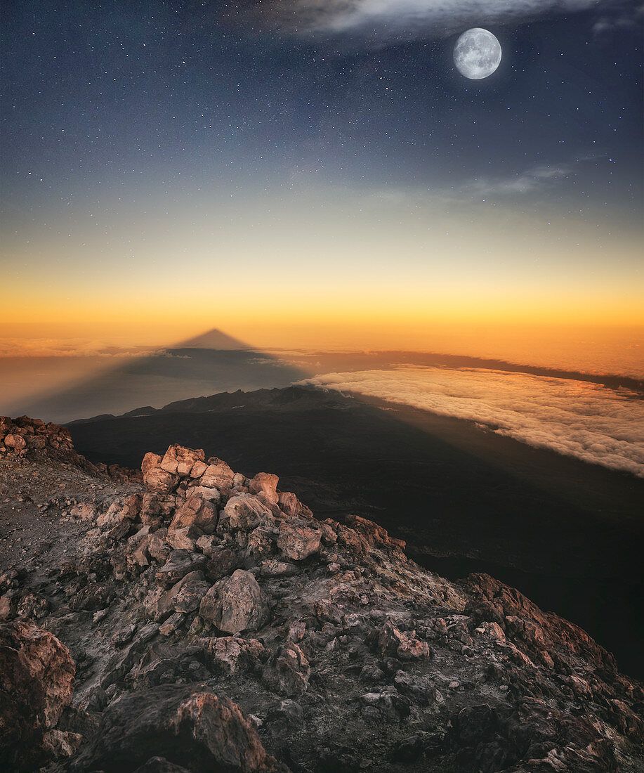 917x1100 View of El Teide volcano shadow and full