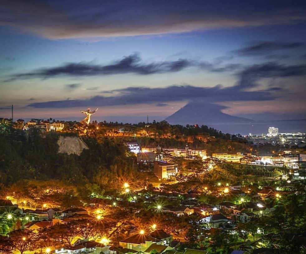 982x814 Manado Wallpaper