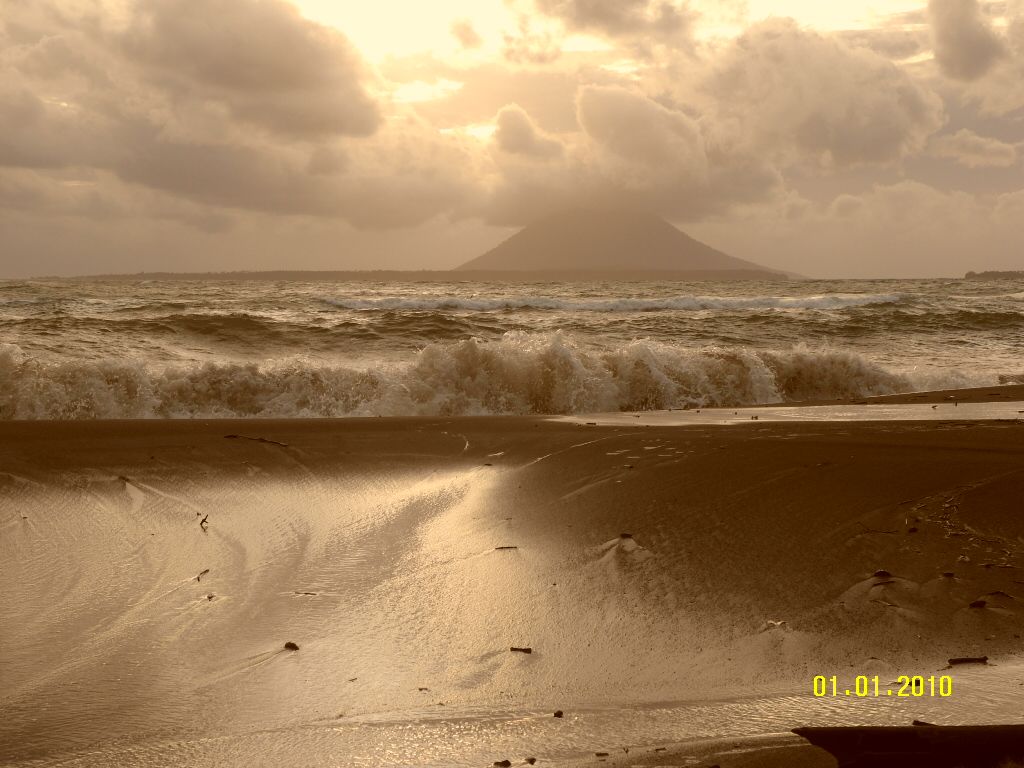 1024x768 Manado (April 2011)