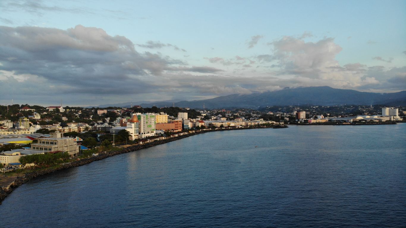 1366x768 Car Rentals in Manado for Rental Cars on KAYAK