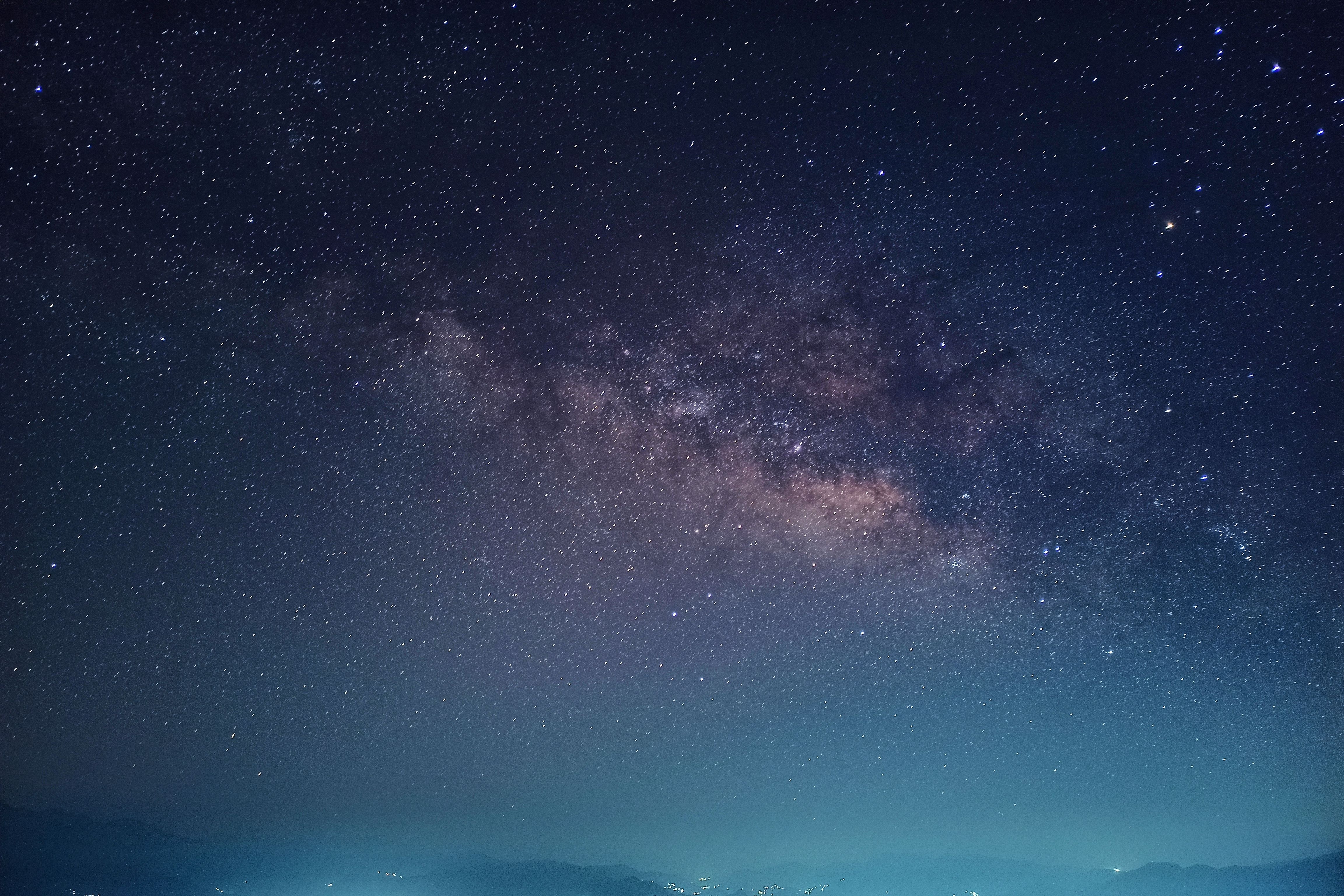 4608x3072 How to capture stunning night sky photo on your smartphone. Condé Nast Traveller India