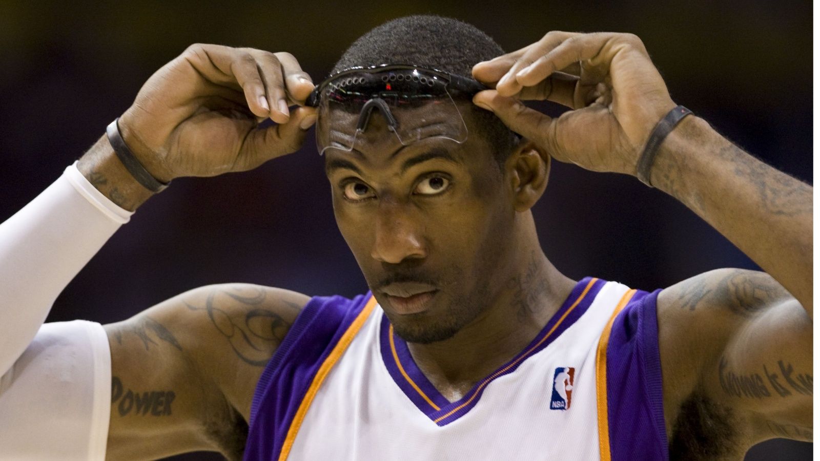 1600x900 6'10 Ex NBA Star Amar'e Stoudemire Becomes Florida Cop After Graduating Police Academy