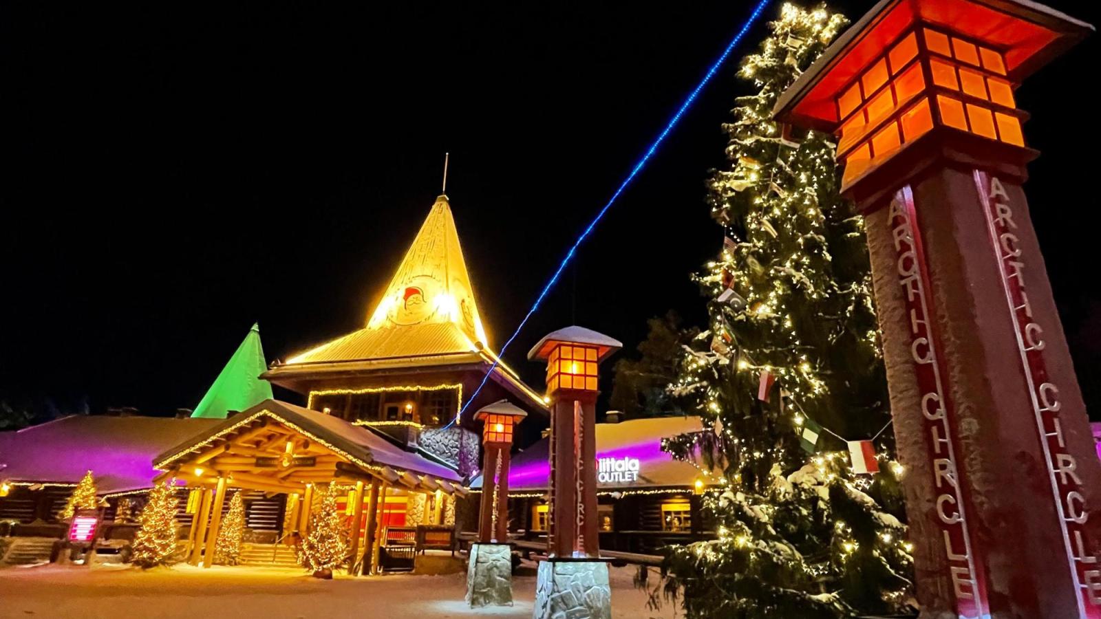 1600x900 Finland's Christmas resorts in full swing but fear omicron
