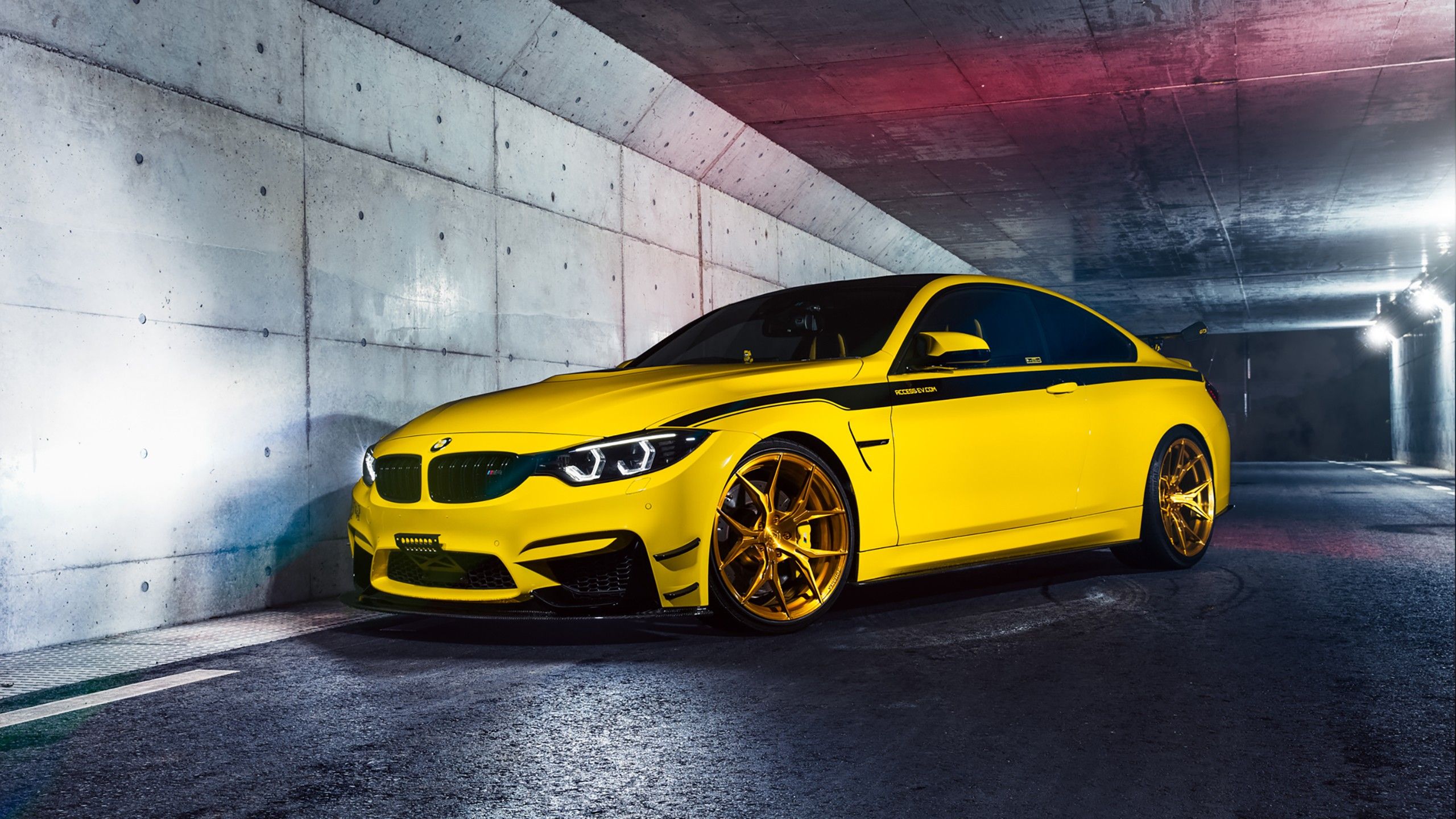 2560x1440 BMW M4 Wallpaper