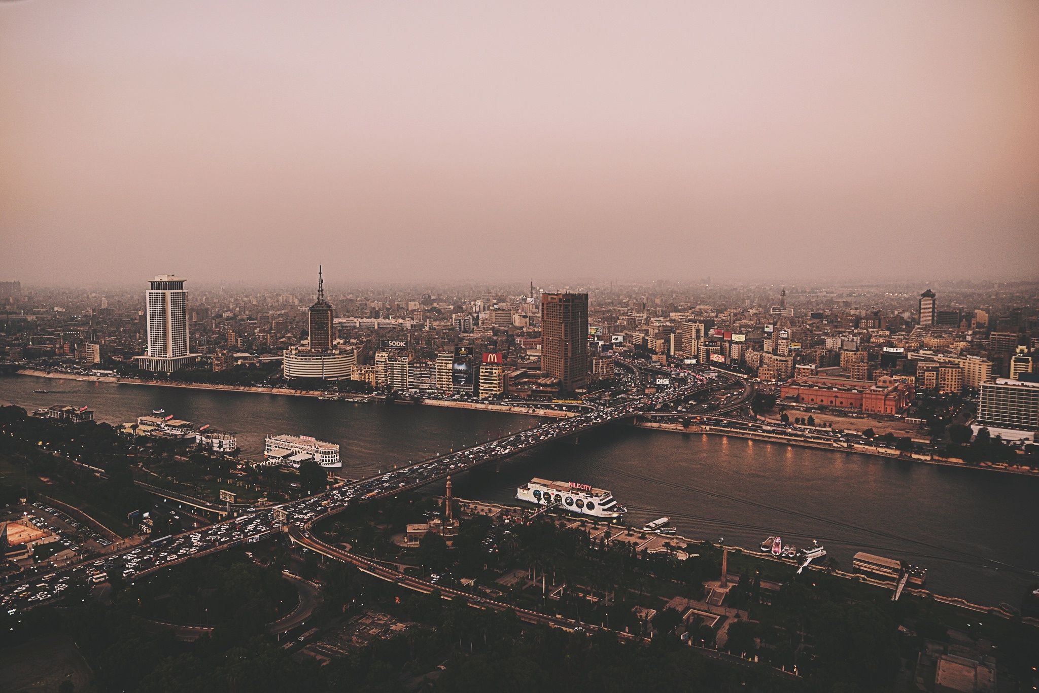 2048x1367 Free cars, bridge, Egypt 2K wallpaper for desktop and phone