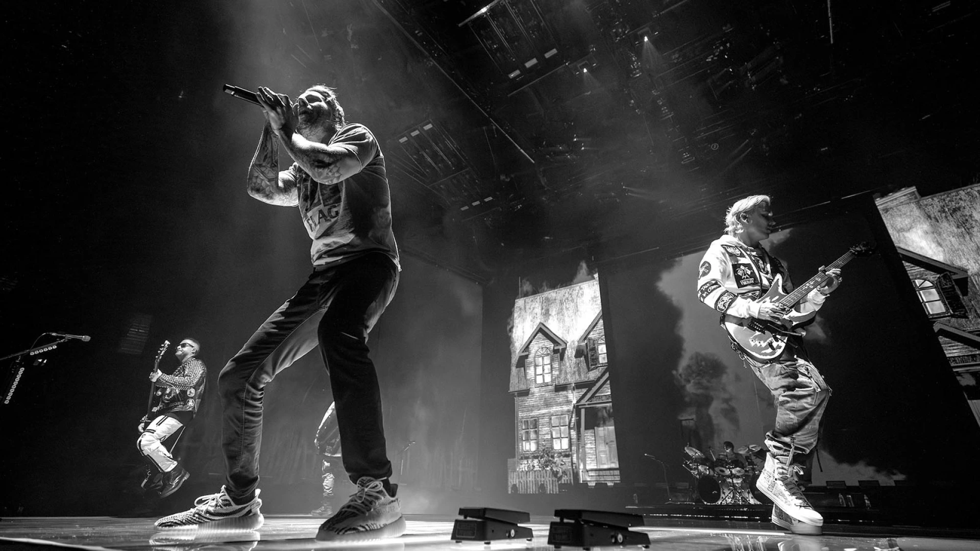 1920x1080 Review: AVENGED SEVENFOLD make dreams come true at triumphant tour kickoff