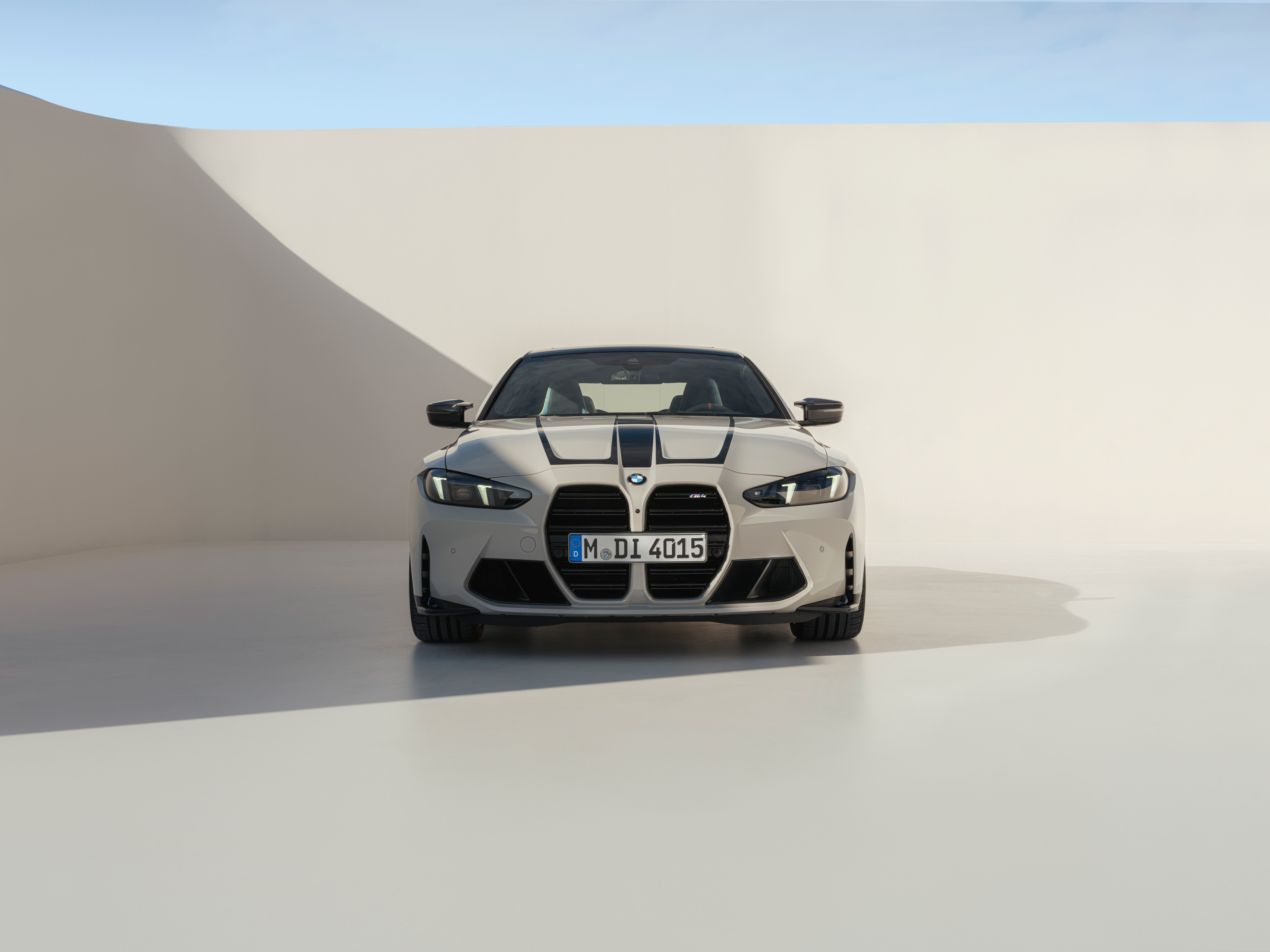 6000x4500 BMW M4 2025 Wallpaper