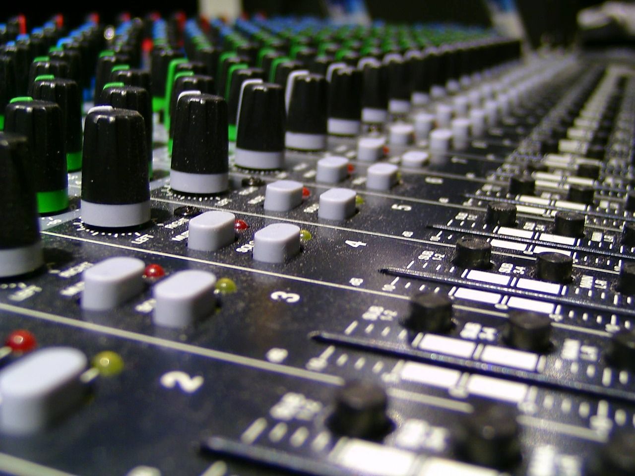 1280x960 Audio Recording Sound Studio