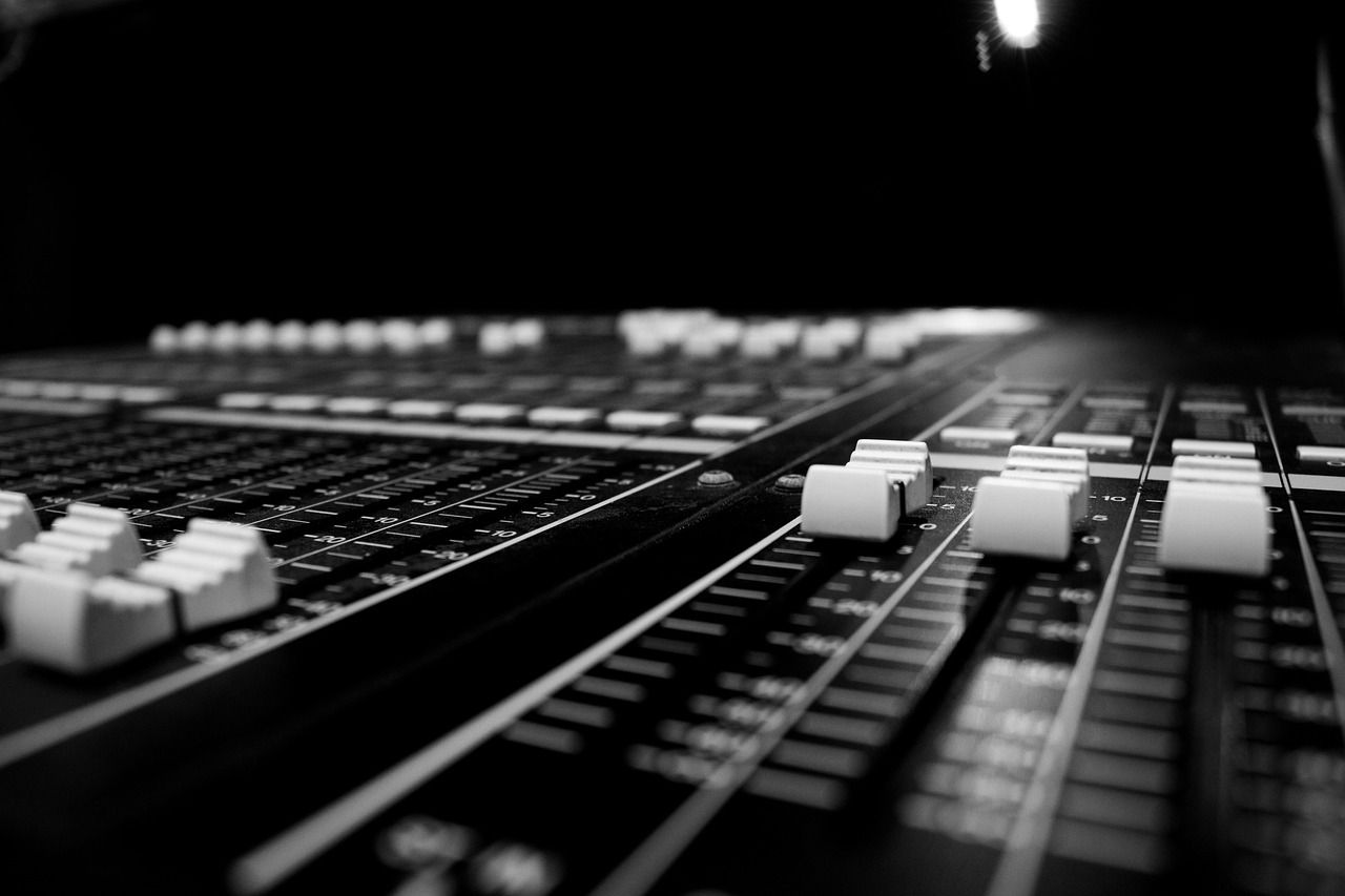 1280x853 Free Mixing Desk & Mixing Desk Image