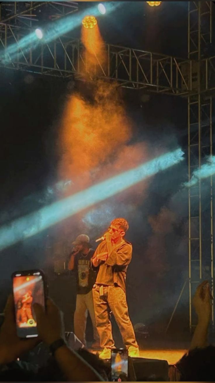 736x1308 Encore Abj