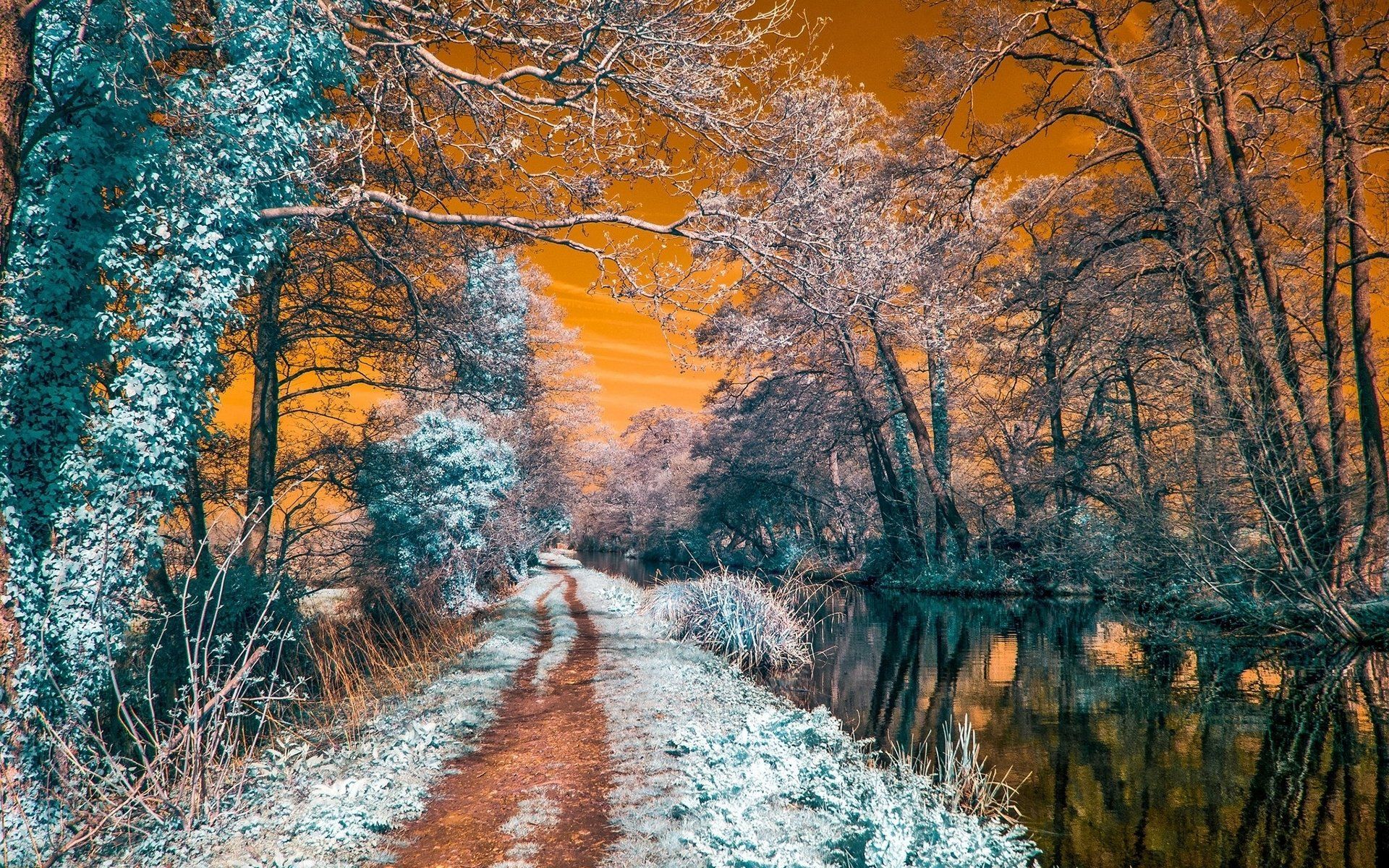 1920x1200 Winter Path by the River at Snowy Sunset