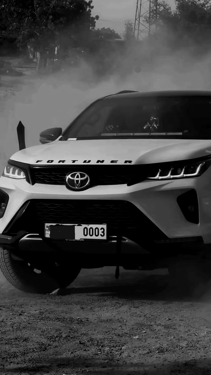 736x1308 Fortuner wallpaper ✨️