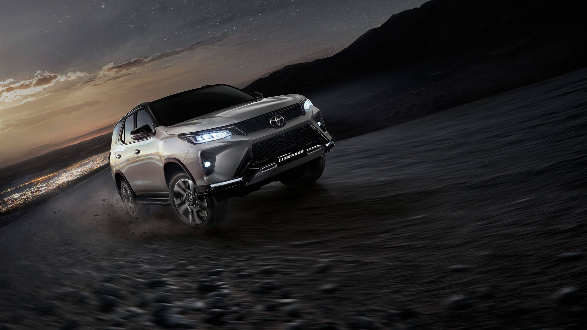 1920x1080 Toyota Fortuner Wallpaper