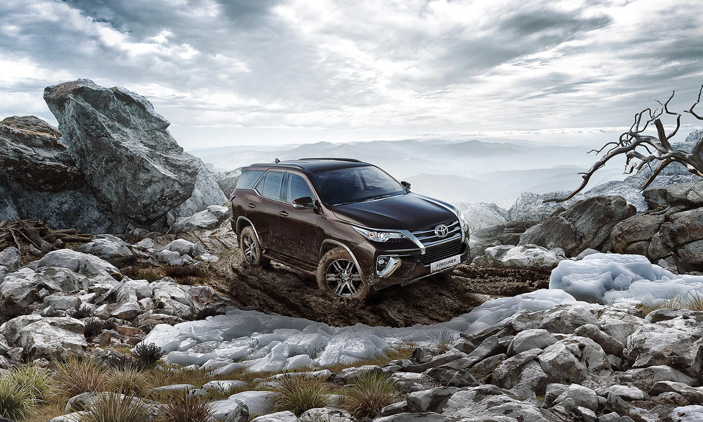1400x840 Toyota Fortuner 2018 - Behance