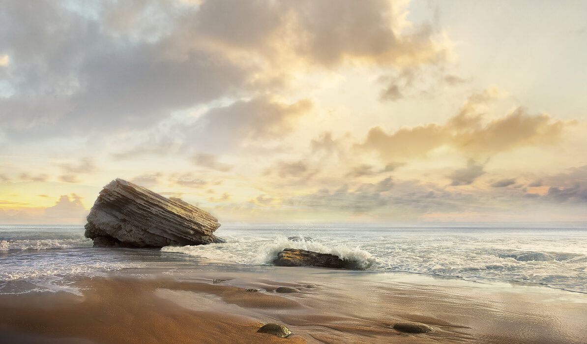 1194x699 Waves on the Beach
