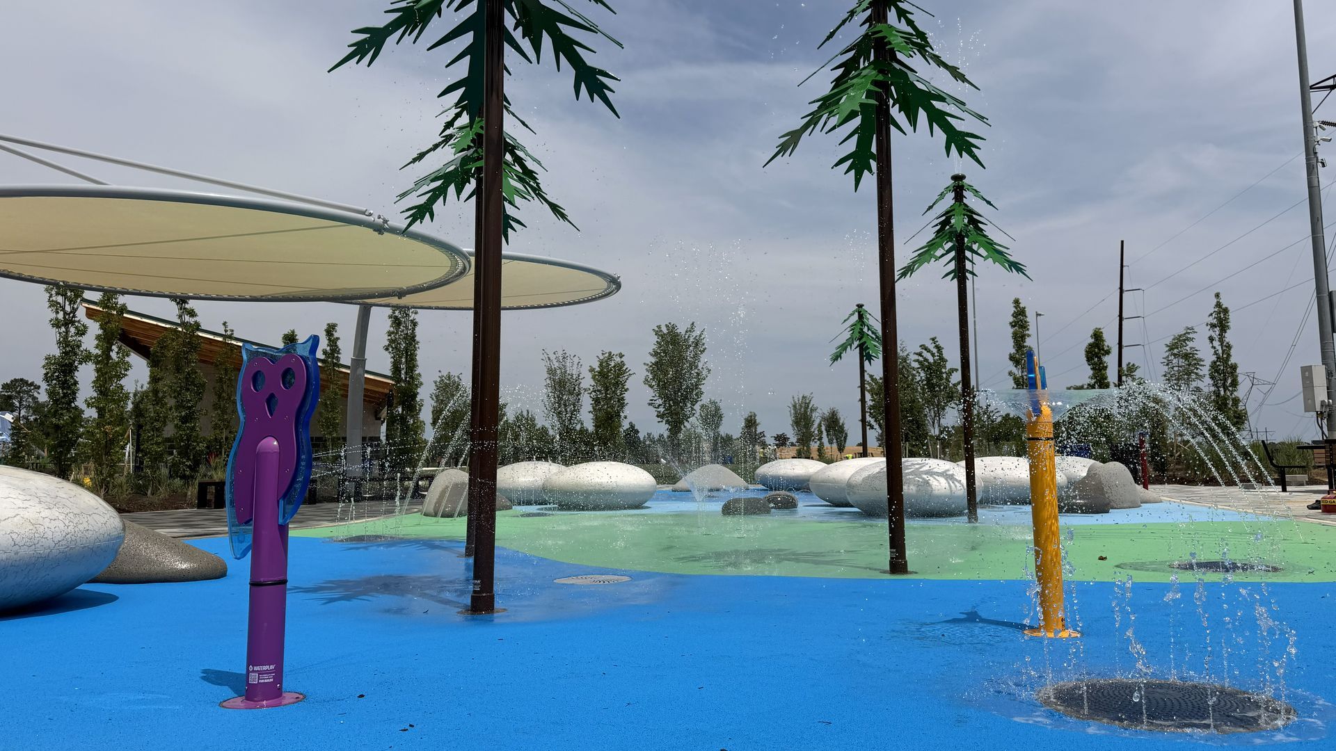 1920x1080 Chesterfield debuts free park with splash pad