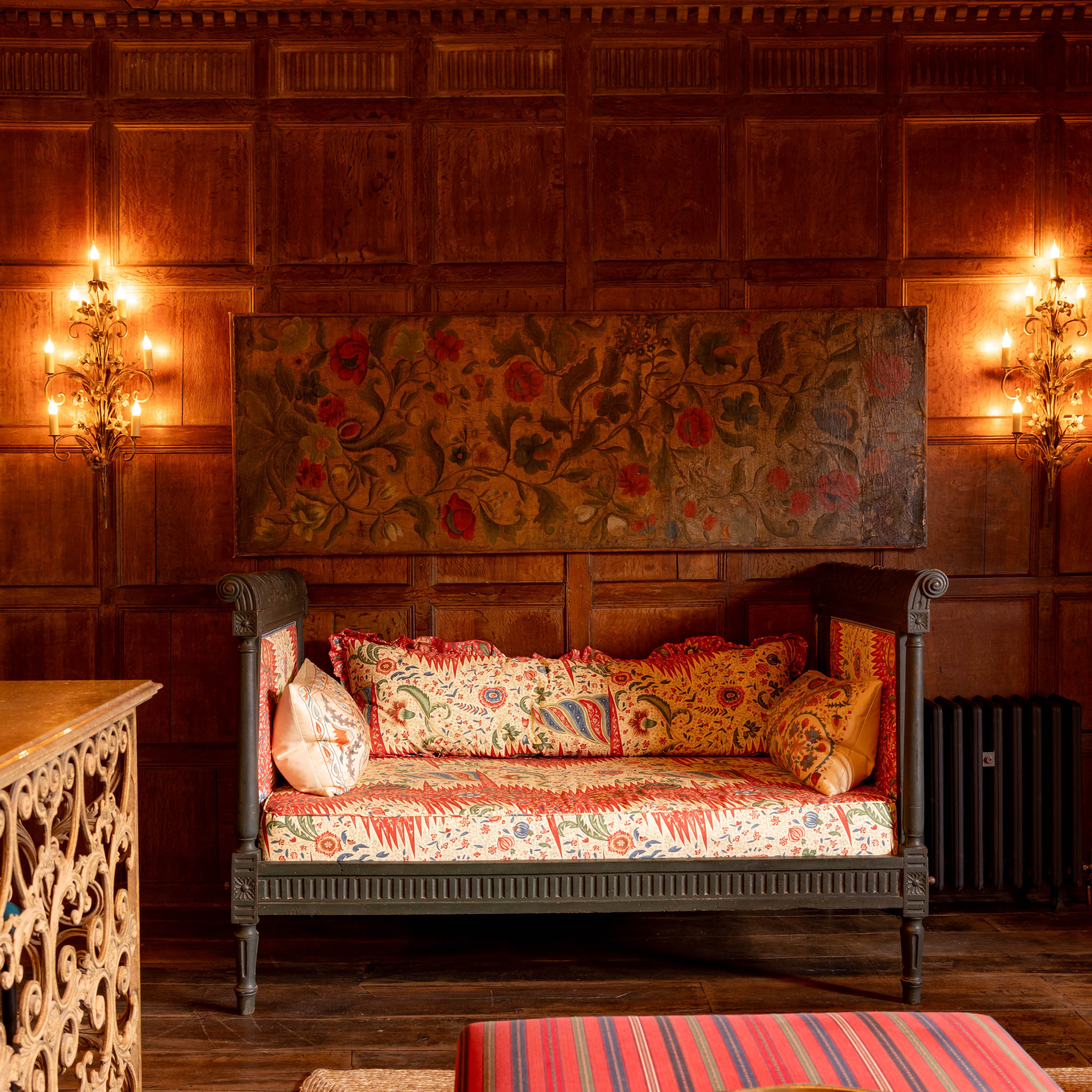 5207x5208 The Catherine of Aragon Suite