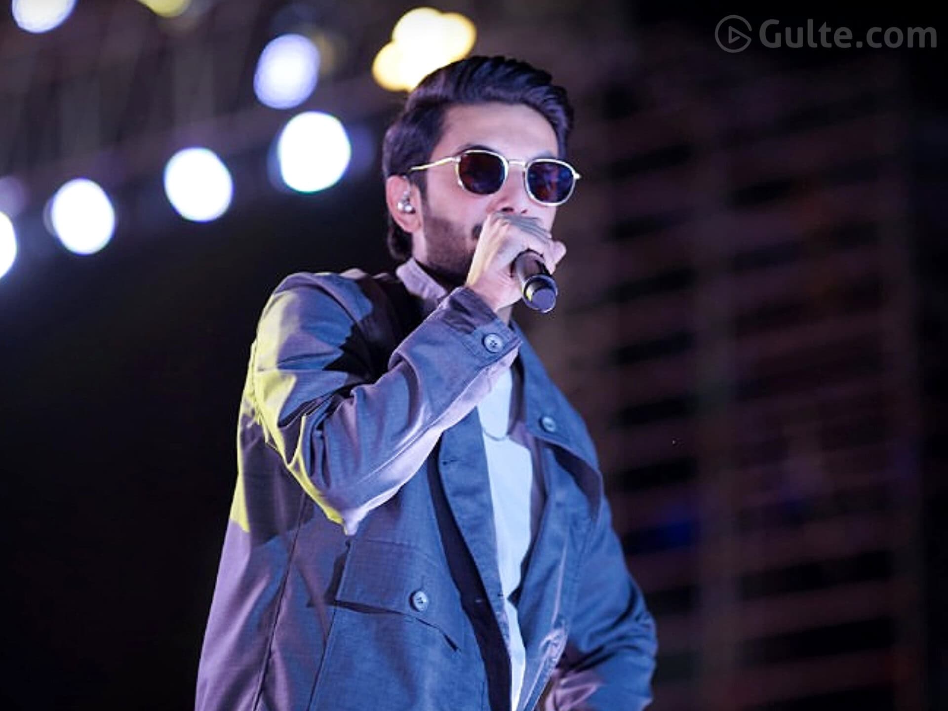 1920x1440 Anirudh aka 'Bakkodu': How He Won Over the Telugu Audience!